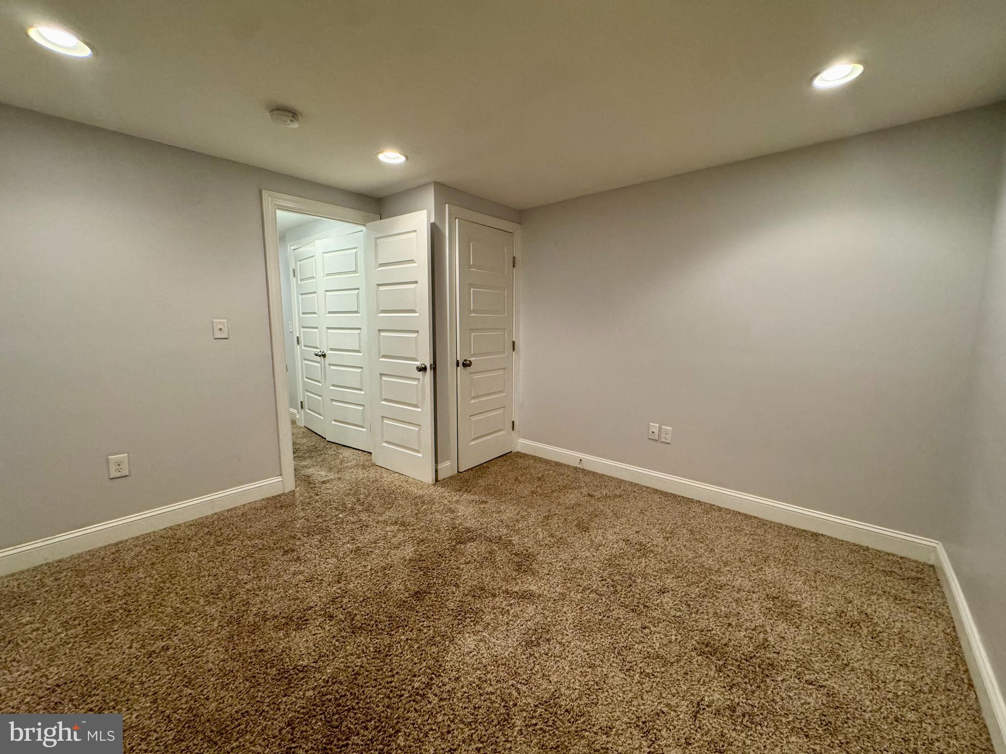 PATTERSON PARK - Residential Lease