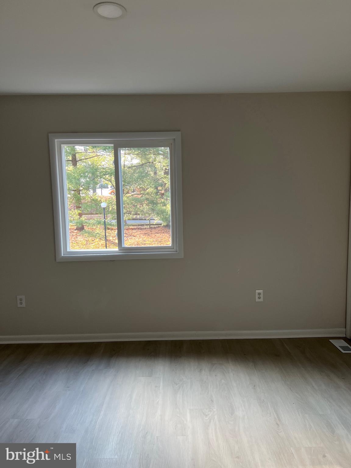 NEWPORT ESTATES - Residential