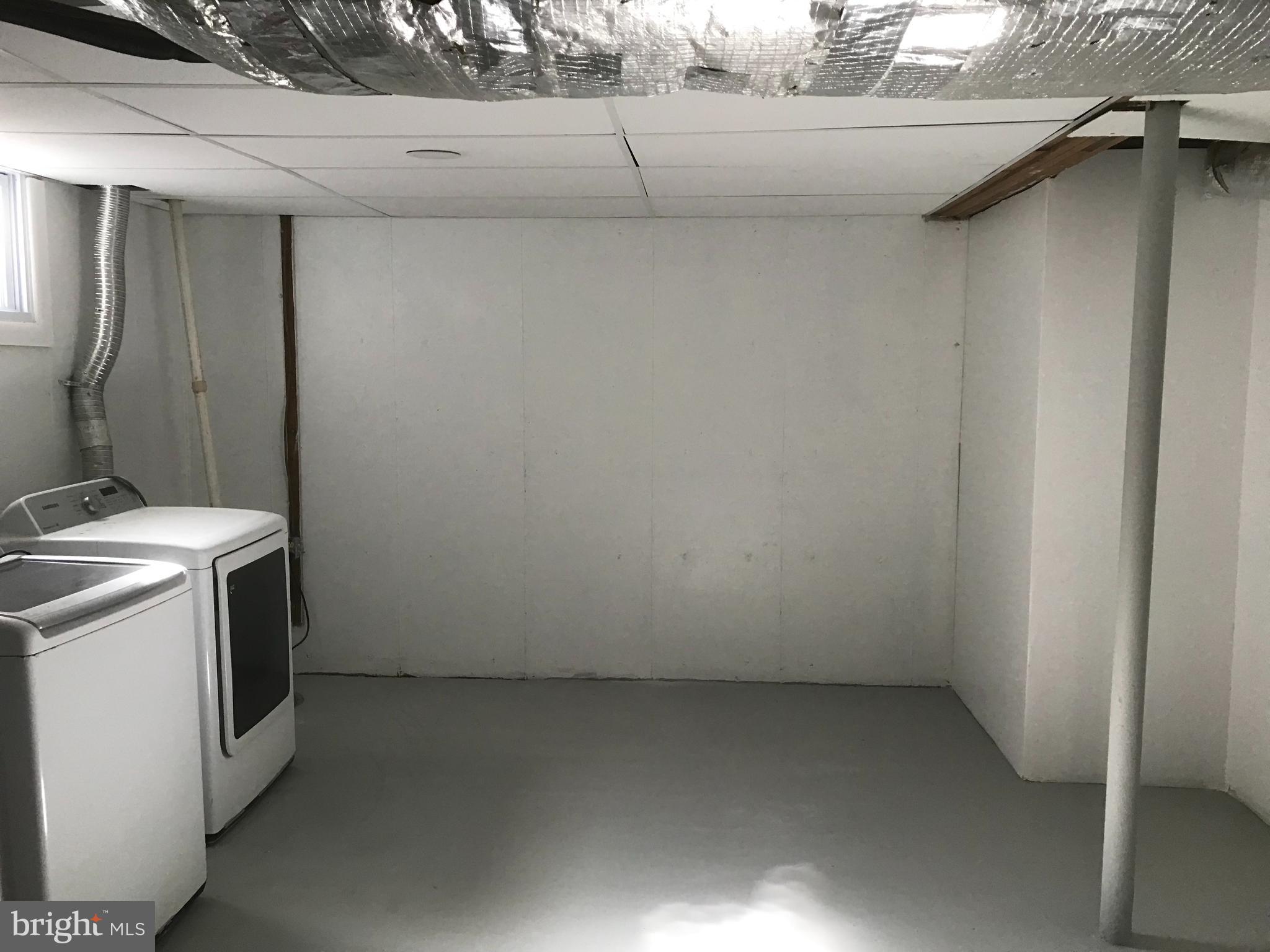 NEWPORT ESTATES - Residential