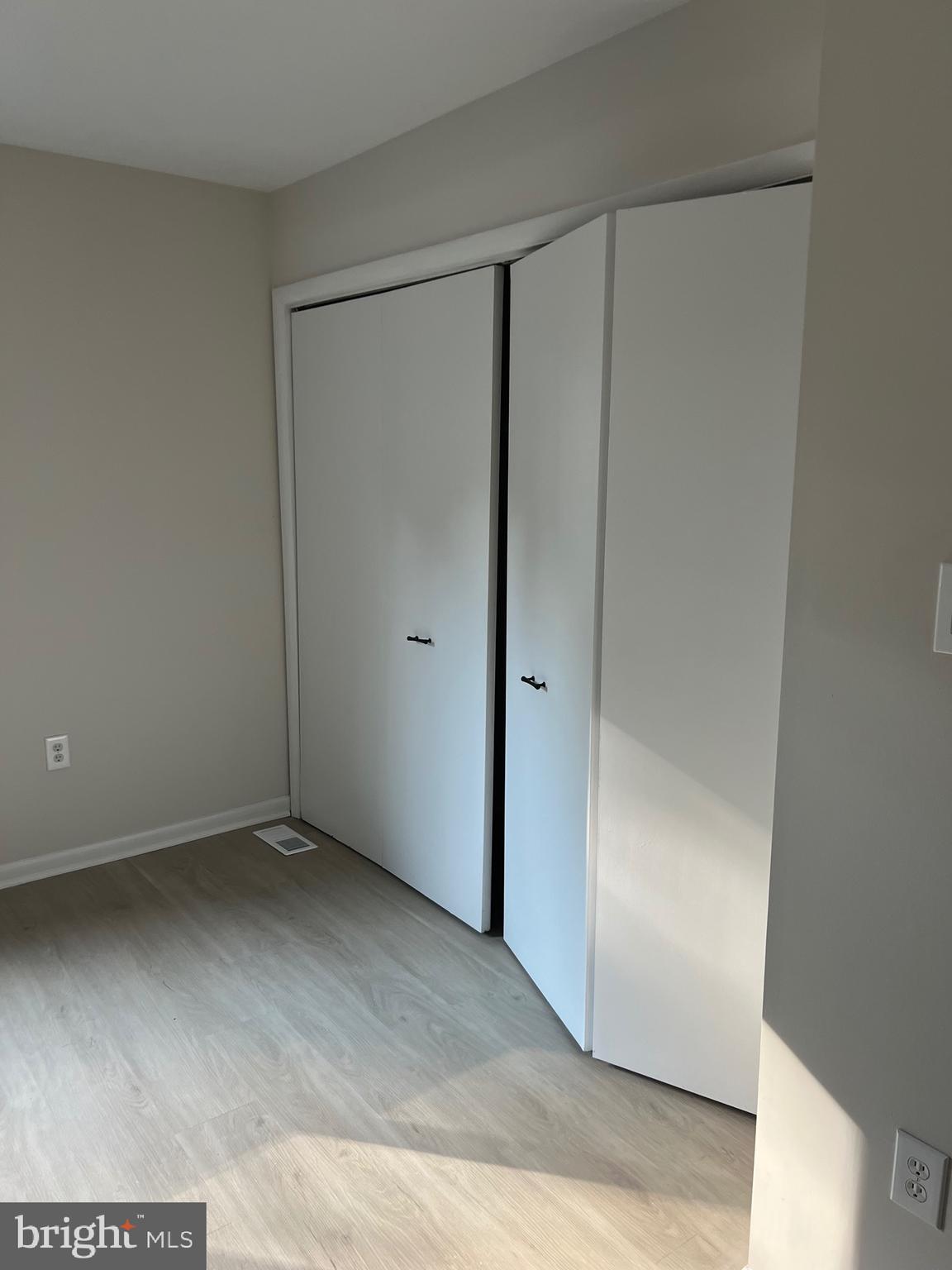 NEWPORT ESTATES - Residential