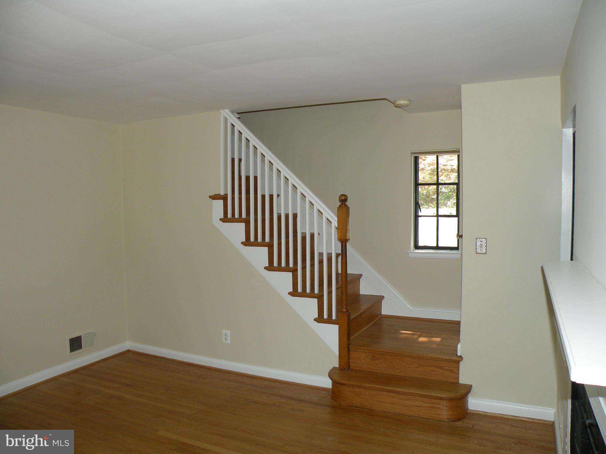 BEVERLY HILLS - Residential Lease