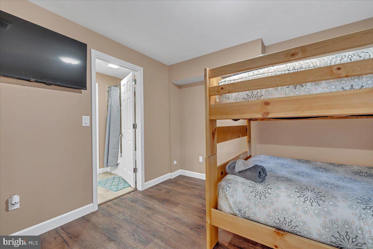 LAURELWOODS - Residential