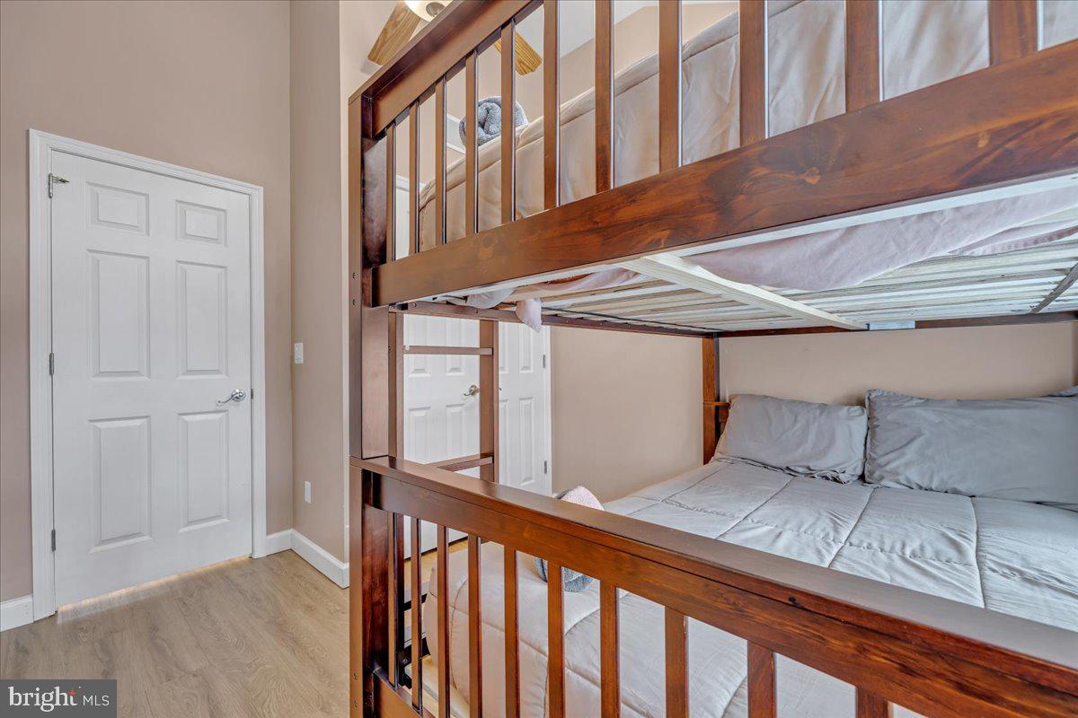 LAURELWOODS - Residential