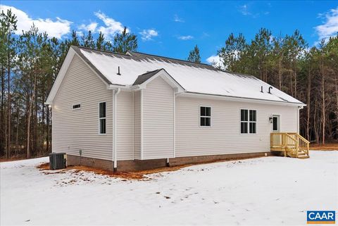 A home in LUNENBURG