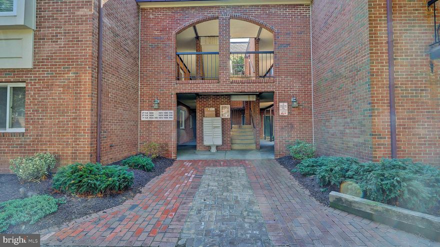 Location, location, location!  In the heart of Ballston where you are in close proximity to it all.  The amazing 3 bedroom and 2 bath condo is the perfect home for you.  The updated kitchen includes granite counter tops, stainless steel appliances, and modern cabinetry.  This home has hardwood floors throughout with a formal living area and dining room.  Spend time on the spacious patio where you can grill or entertain guests.  Don't miss out on this amazing opportunity!