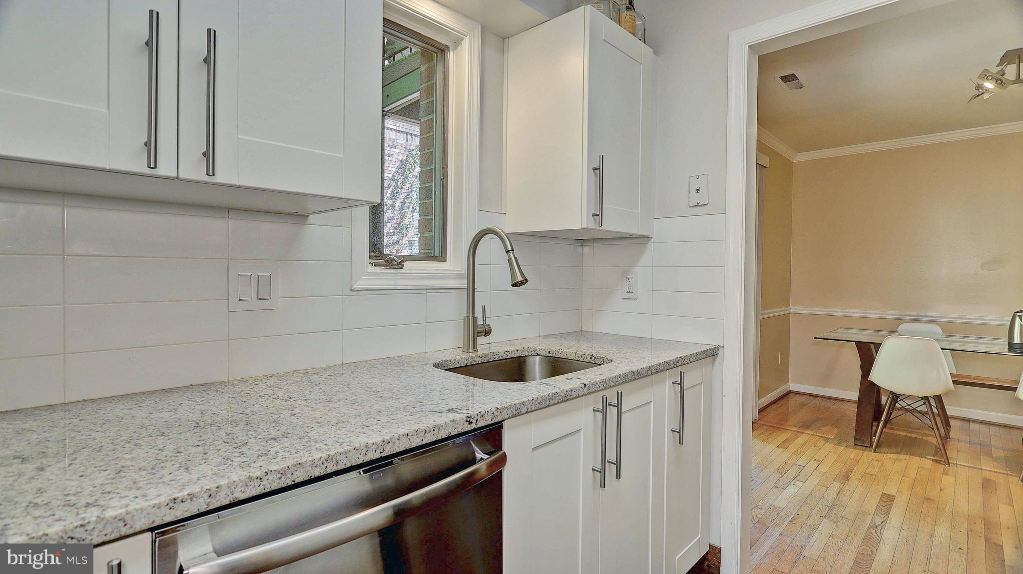 OLD BALLSTON TOWN - Residential Lease