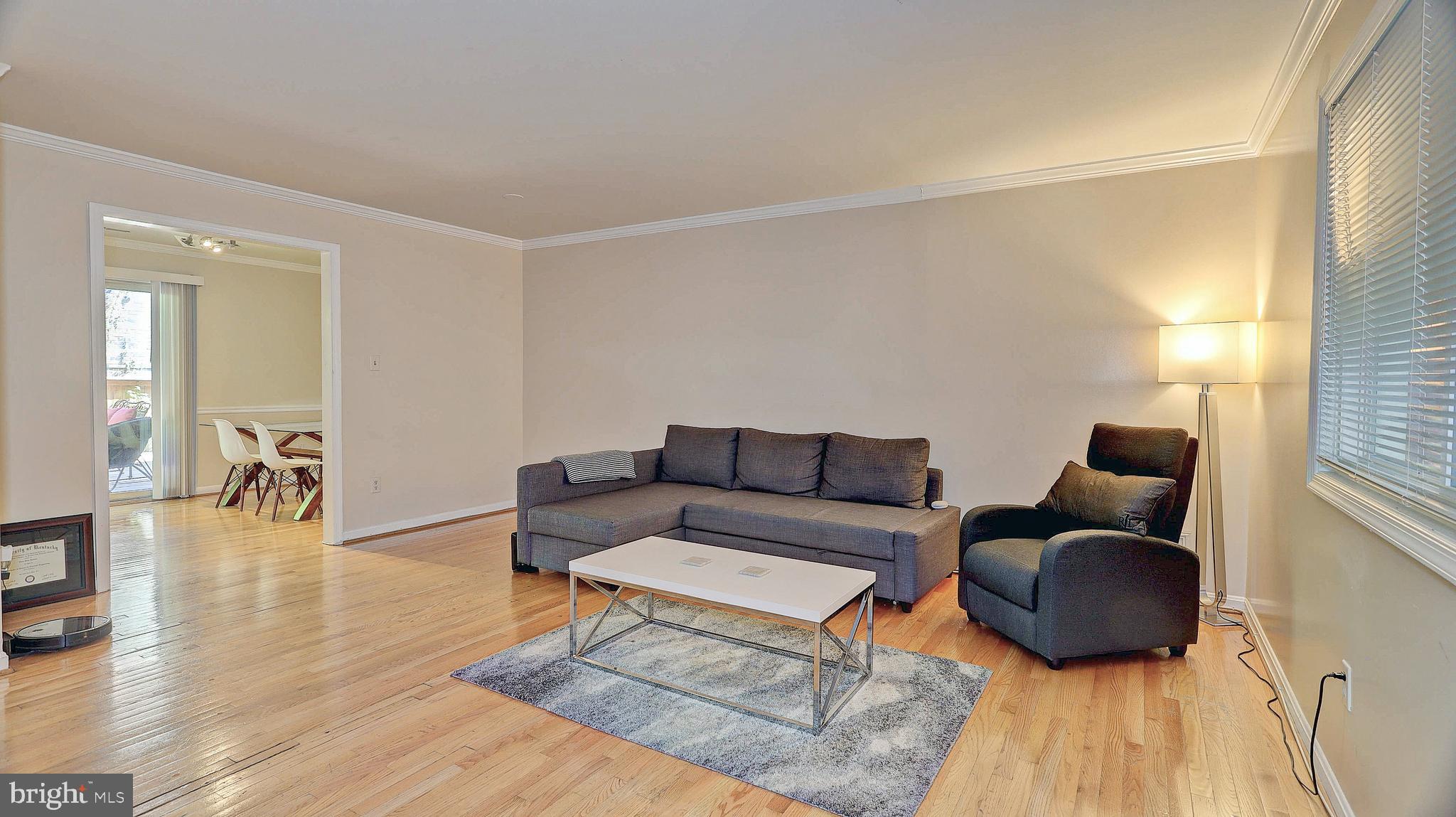 OLD BALLSTON TOWN - Residential Lease