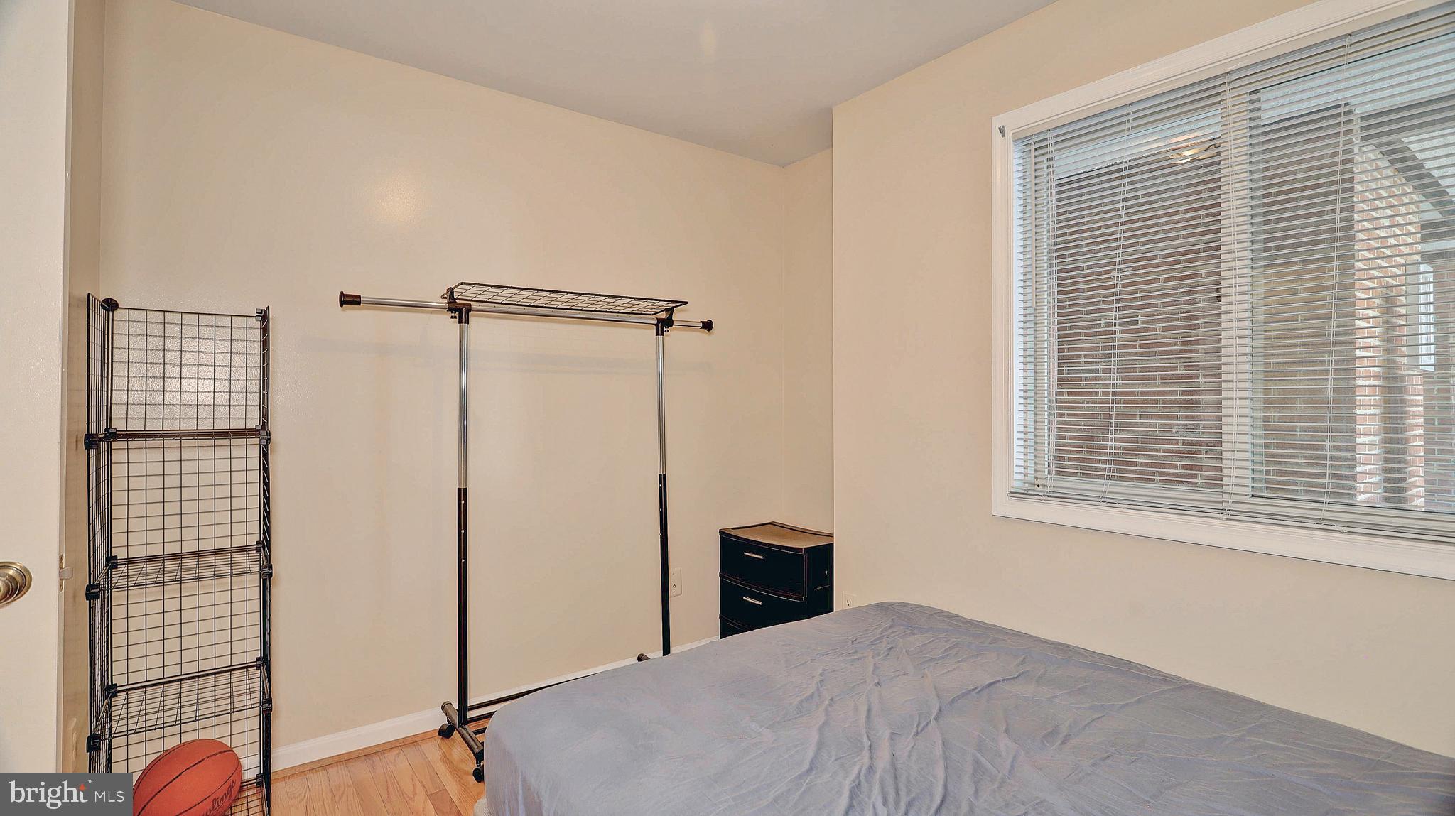 OLD BALLSTON TOWN - Residential Lease