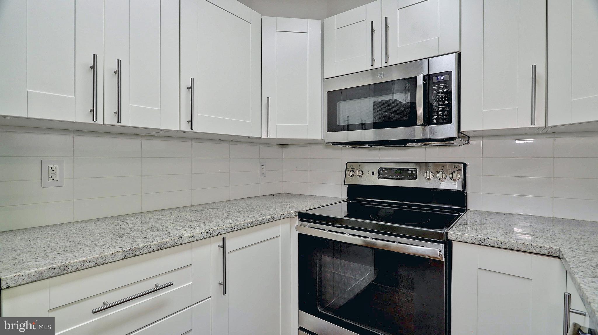 OLD BALLSTON TOWN - Residential Lease