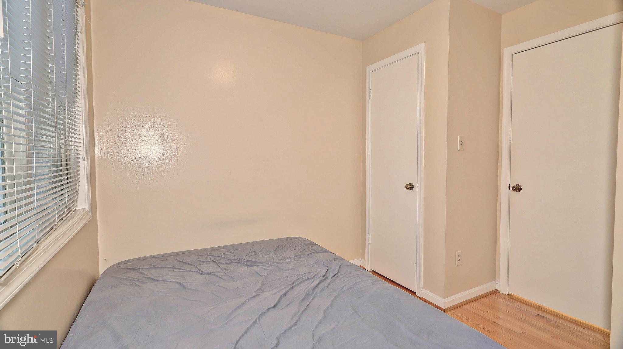 OLD BALLSTON TOWN - Residential Lease