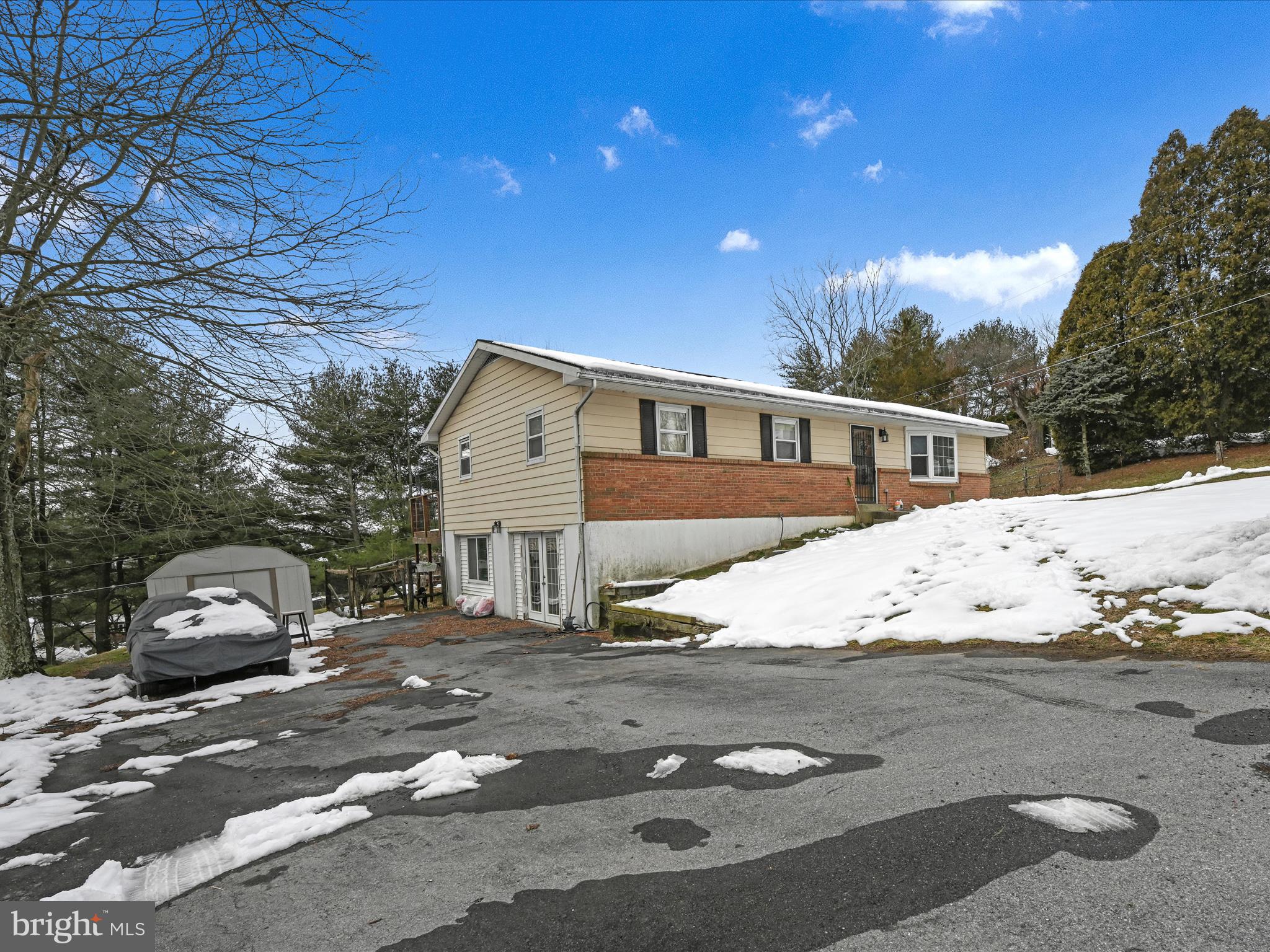 HEIDELBERG HEIGHTS - Residential