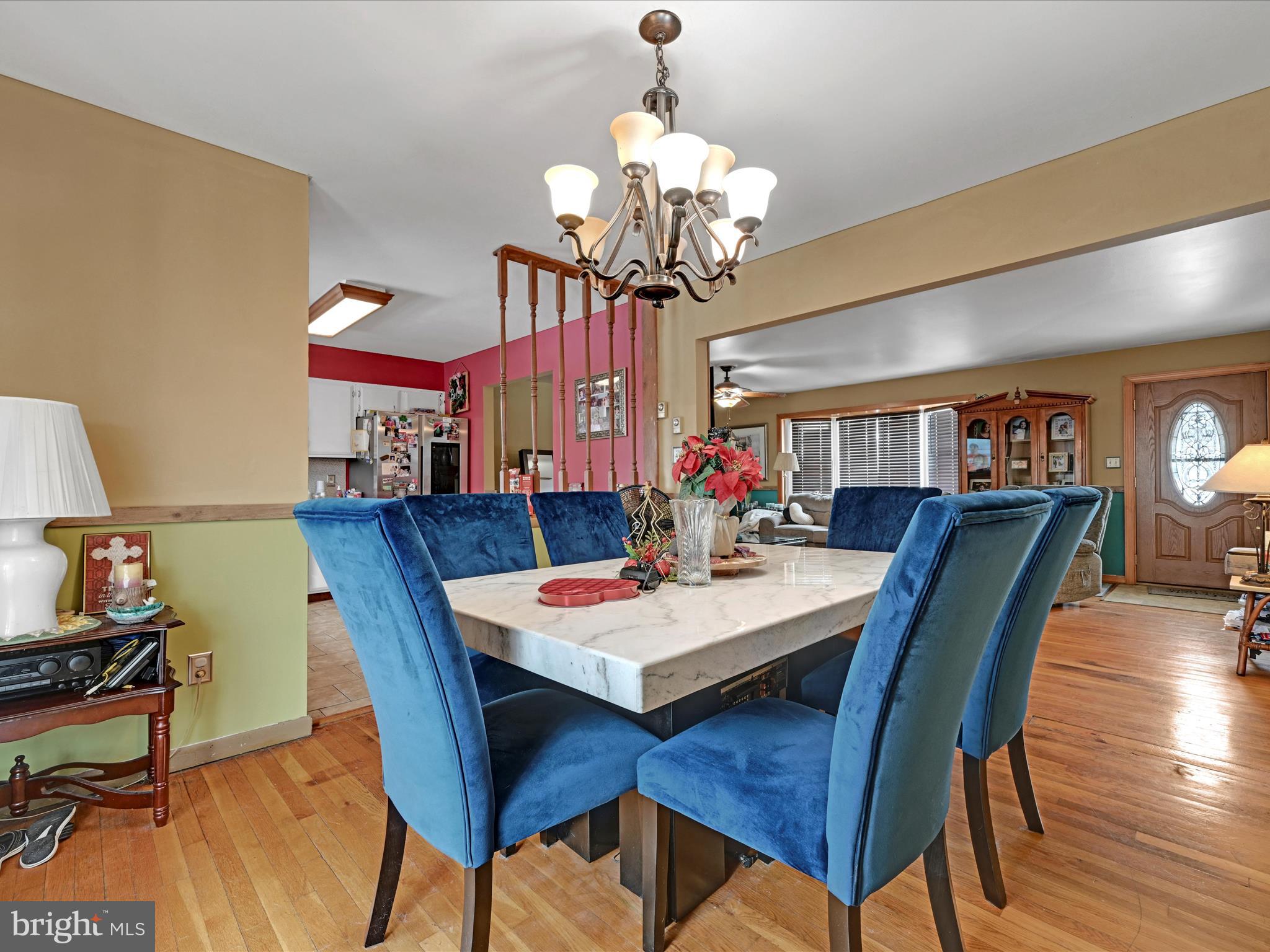 HEIDELBERG HEIGHTS - Residential