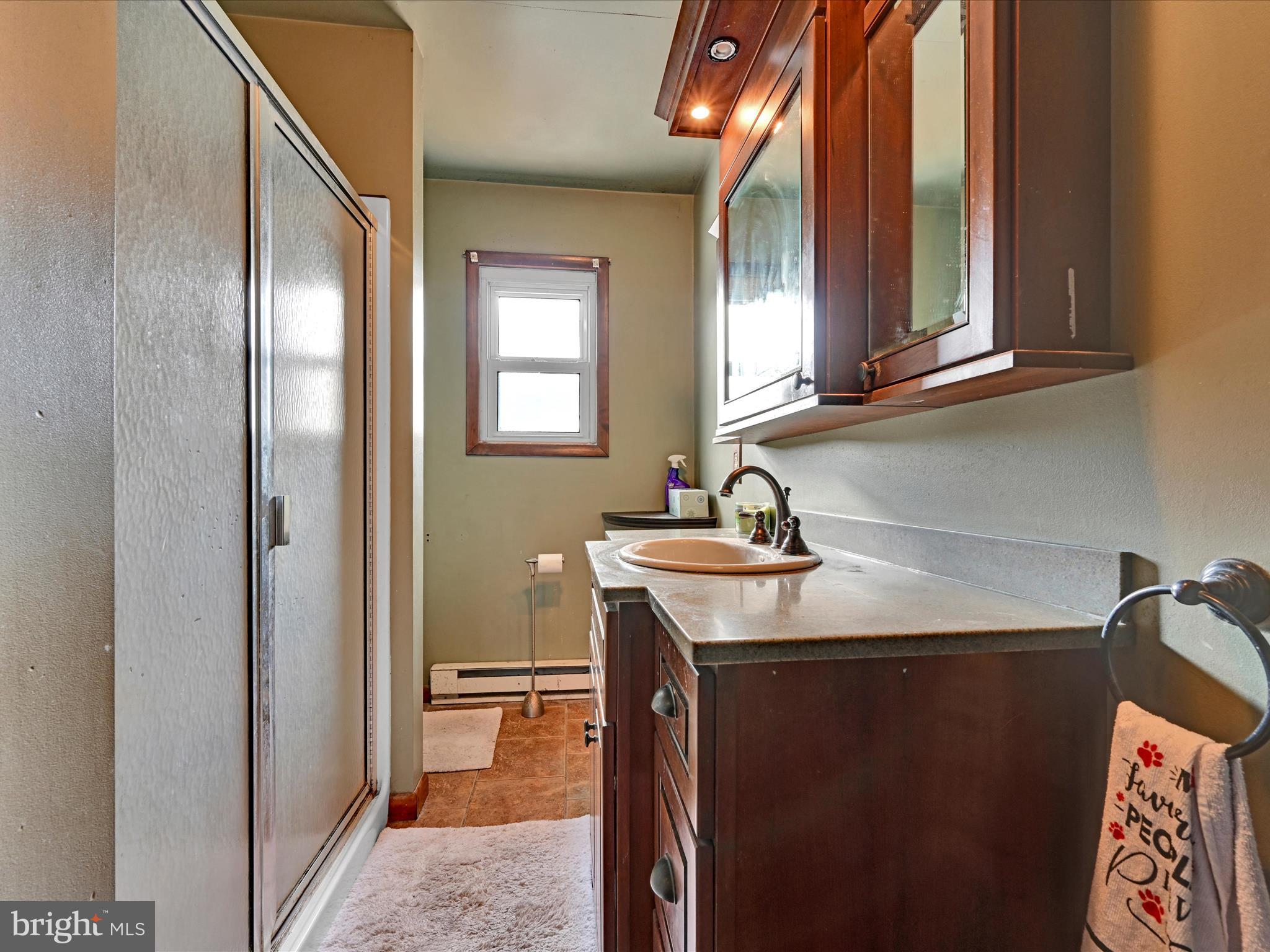 HEIDELBERG HEIGHTS - Residential