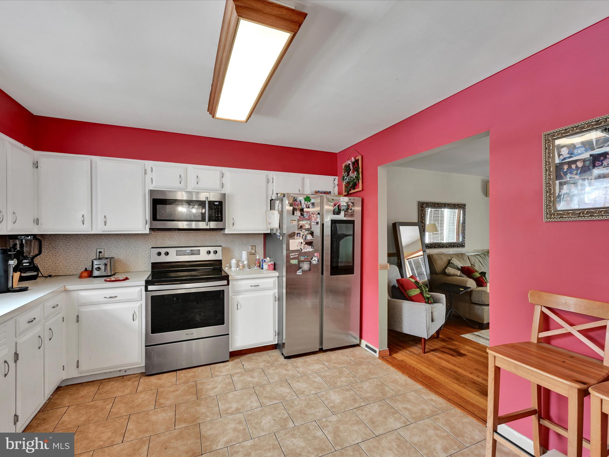 HEIDELBERG HEIGHTS - Residential