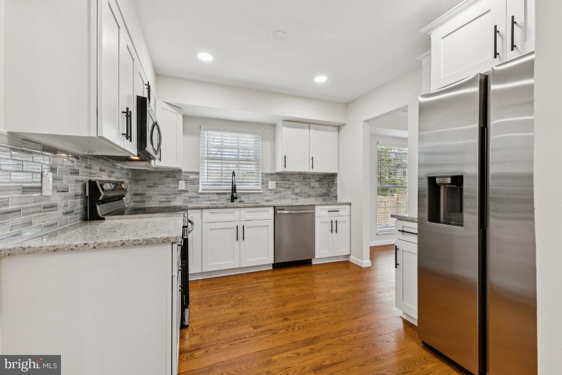 4008 BUCKINGHAM COURT