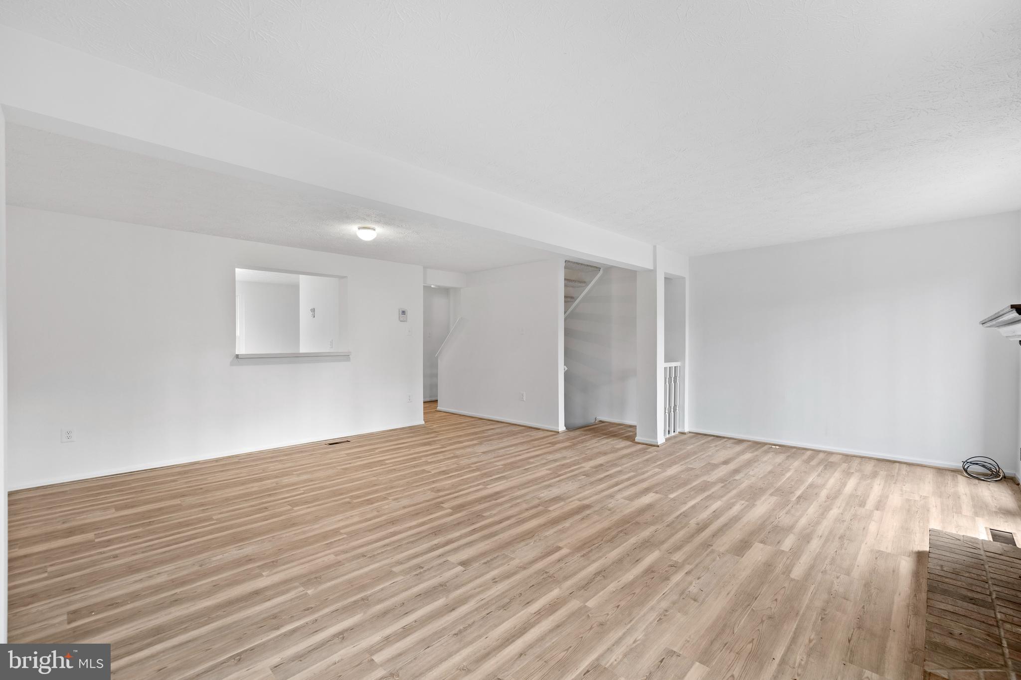 OAKMONT - Residential