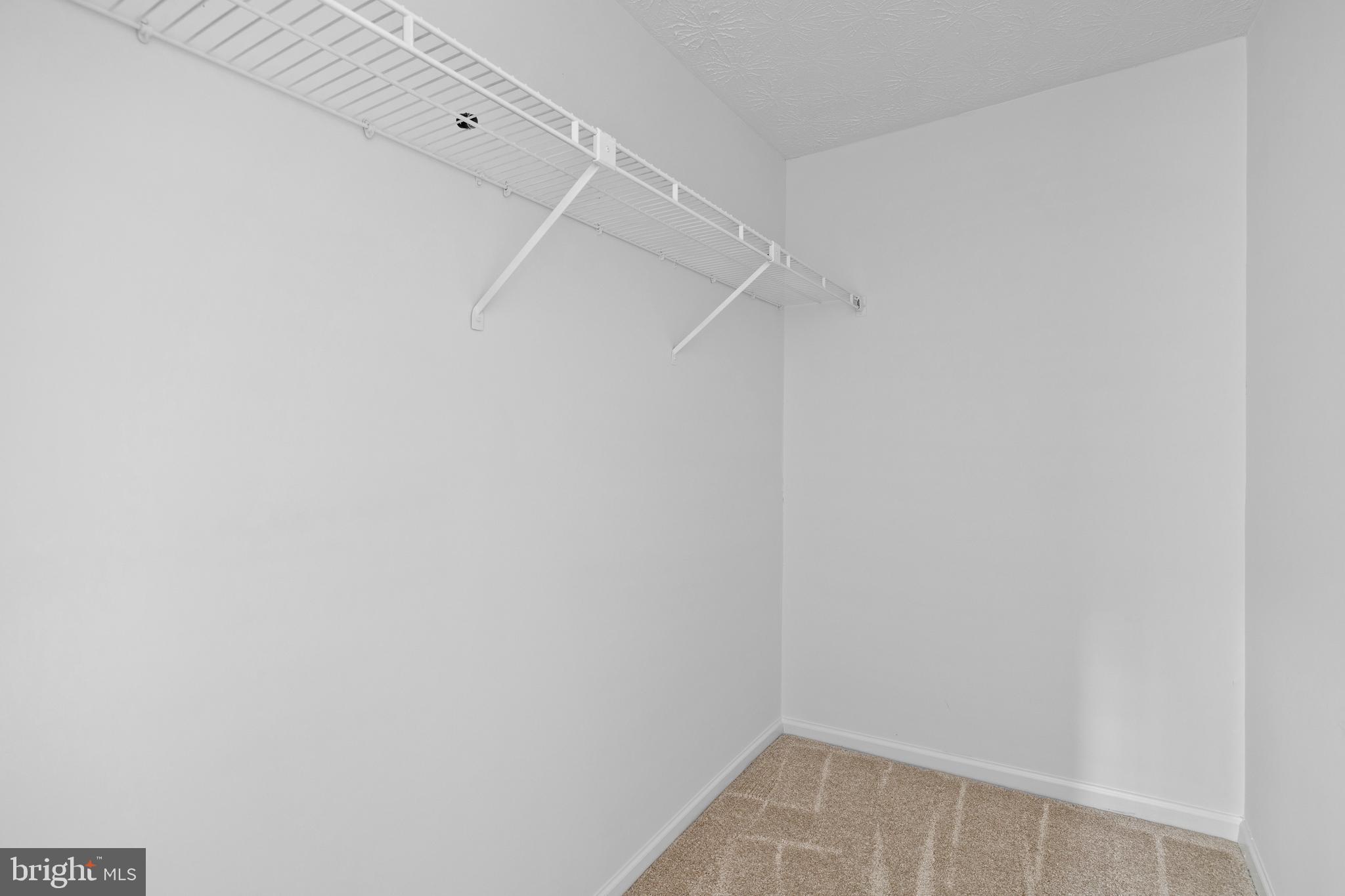 OAKMONT - Residential