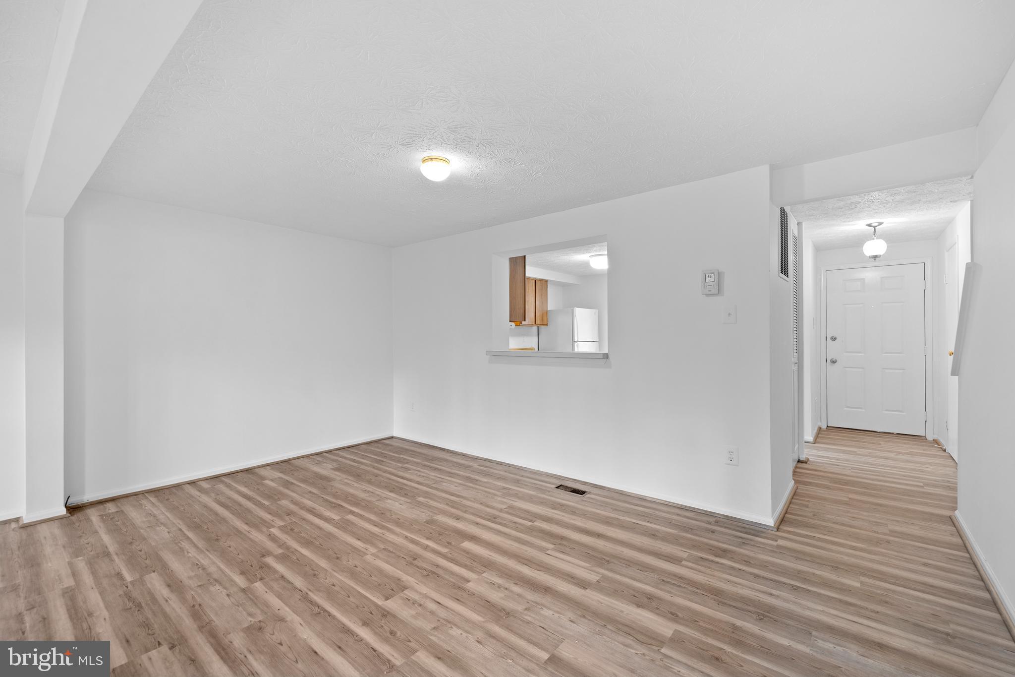 OAKMONT - Residential