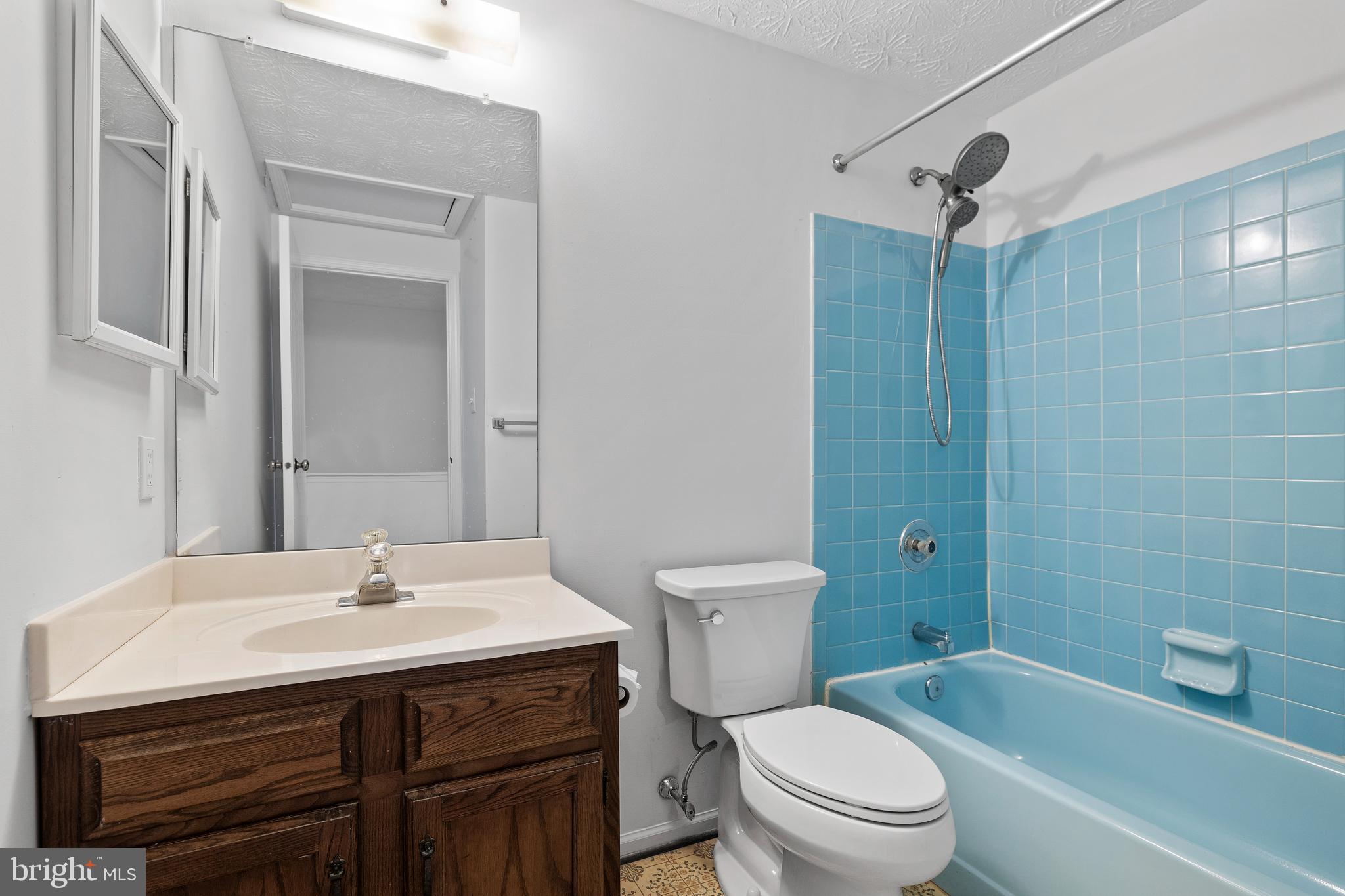 OAKMONT - Residential