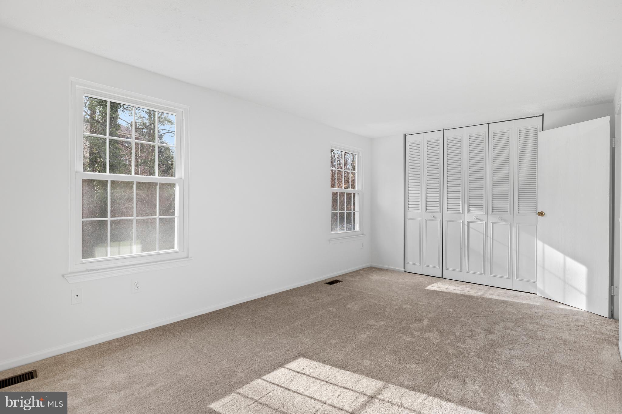 OAKMONT - Residential