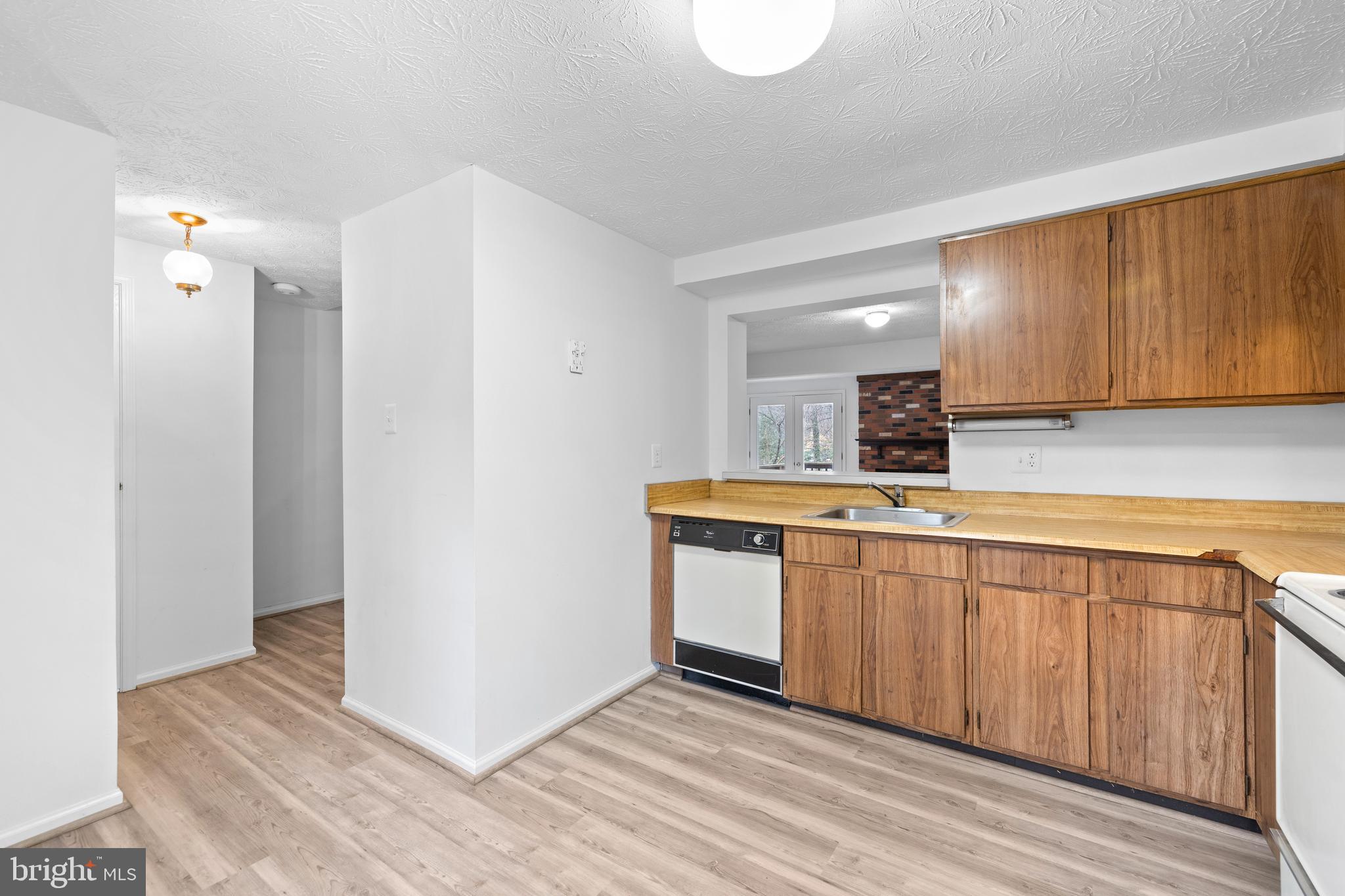 OAKMONT - Residential