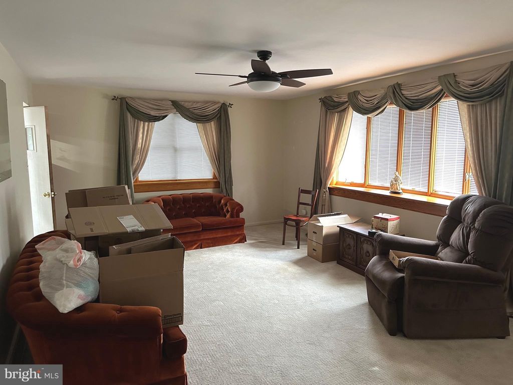 Photo of 440 N LOCUST ST, ELIZABETHTOWN, PA 17022 (MLS # PALA2039936)