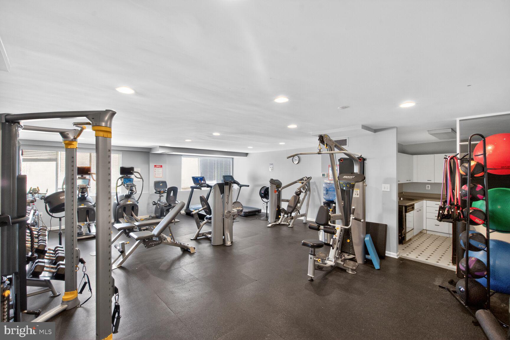 WHITEHALL - Residential