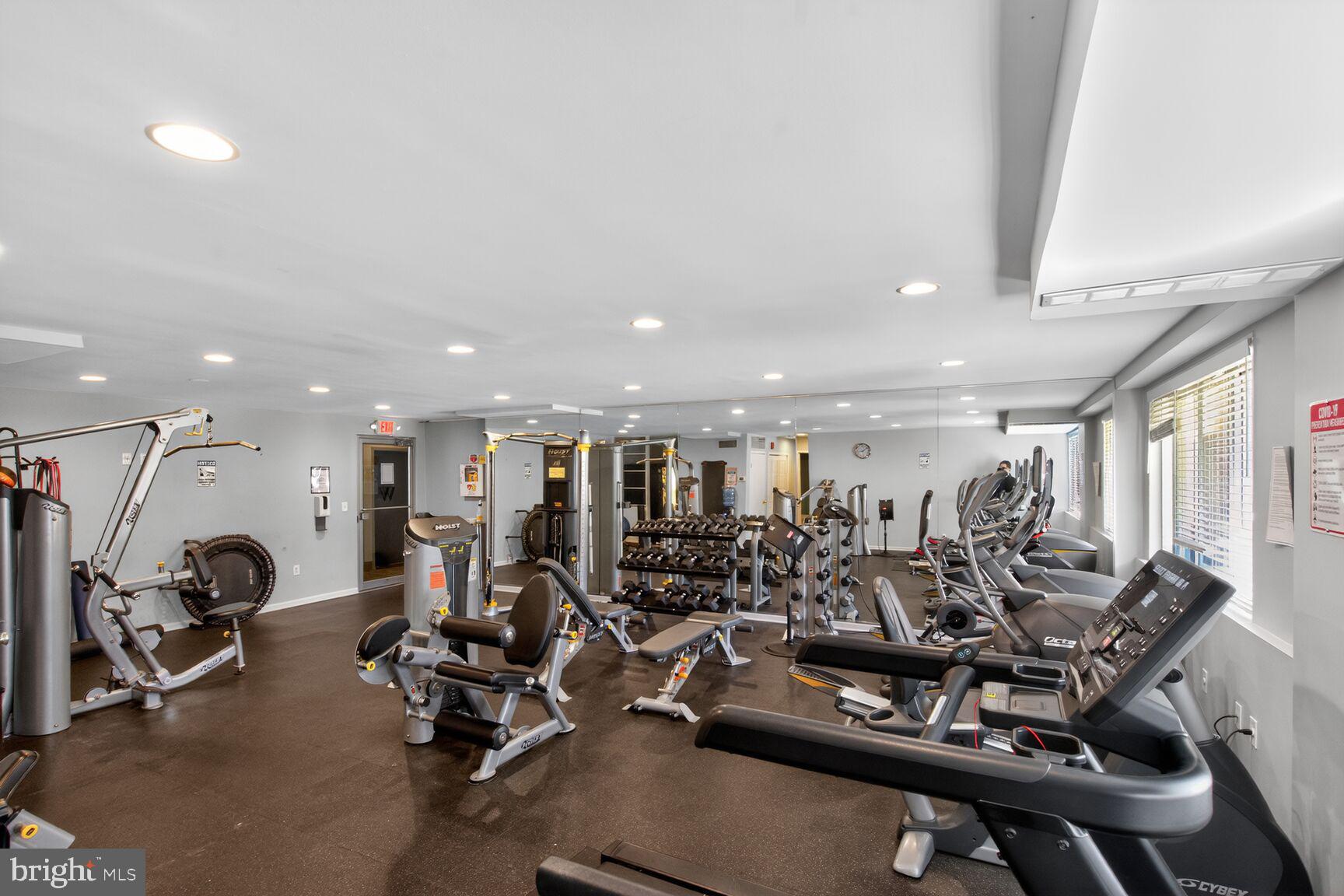 WHITEHALL - Residential