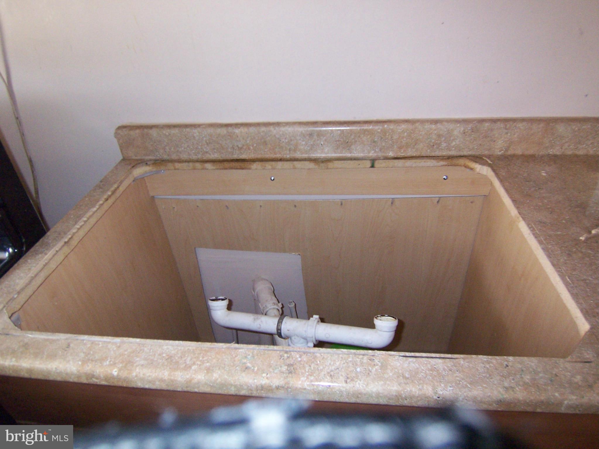 WASHINGTON VILLAGE - Residential