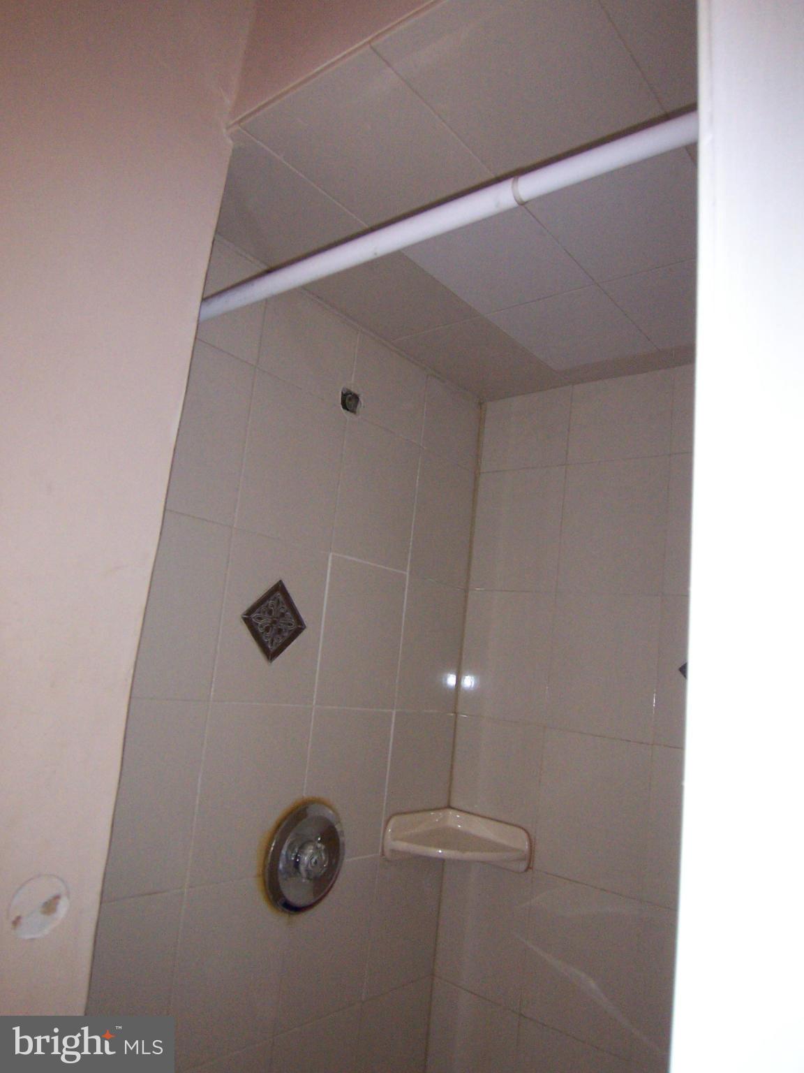 WASHINGTON VILLAGE - Residential