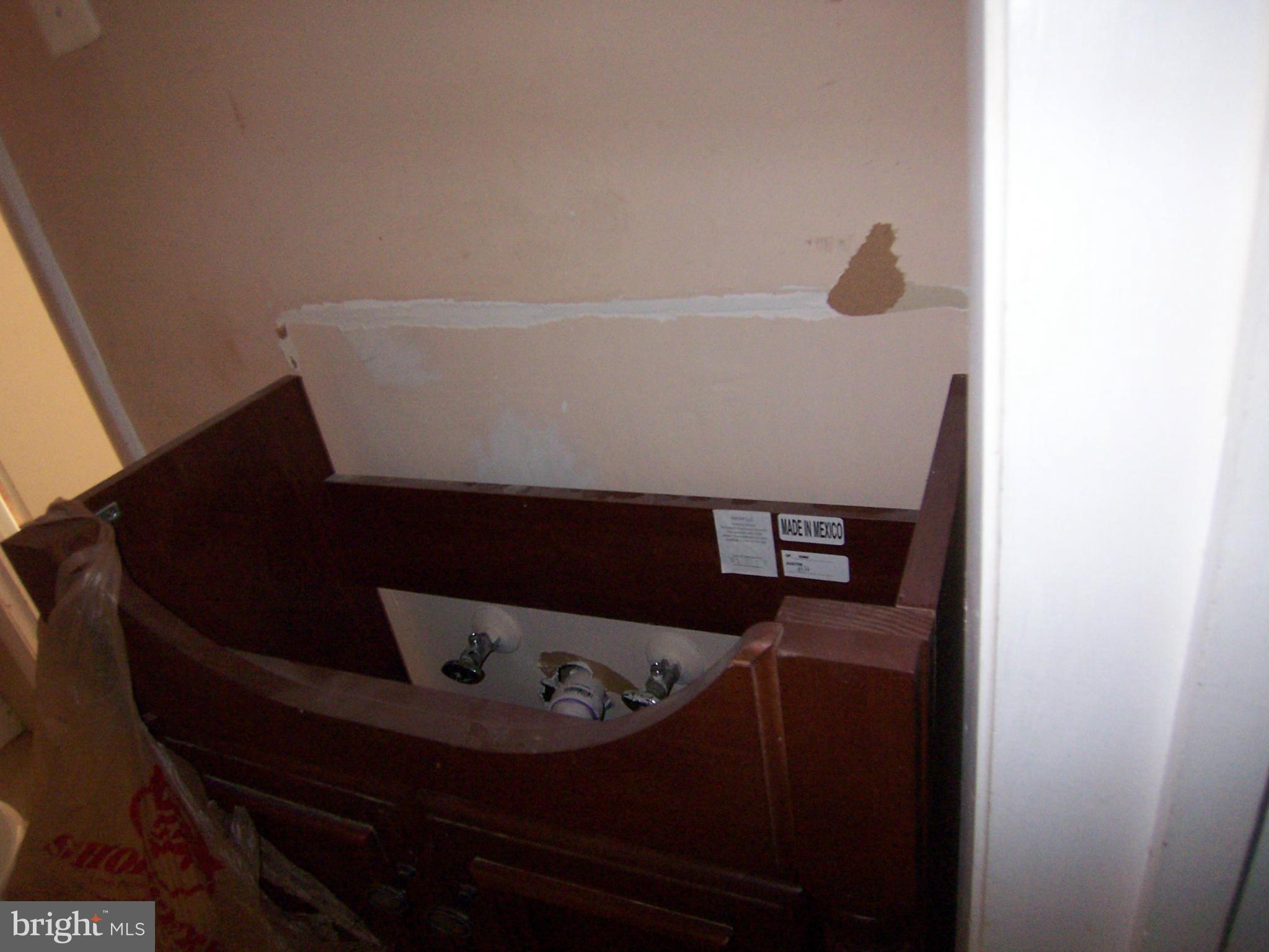 WASHINGTON VILLAGE - Residential