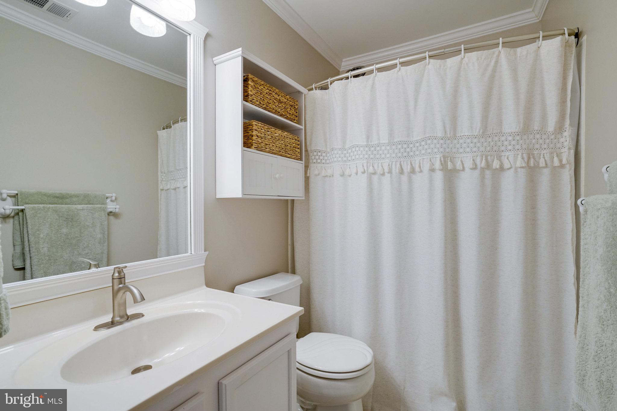 FOREST VISTA - Residential