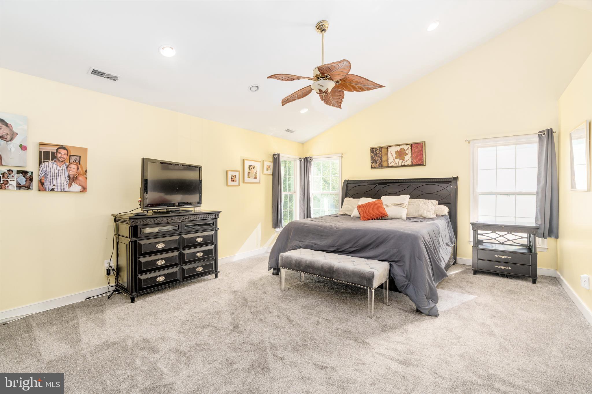 PATRIOTS GLEN - Residential