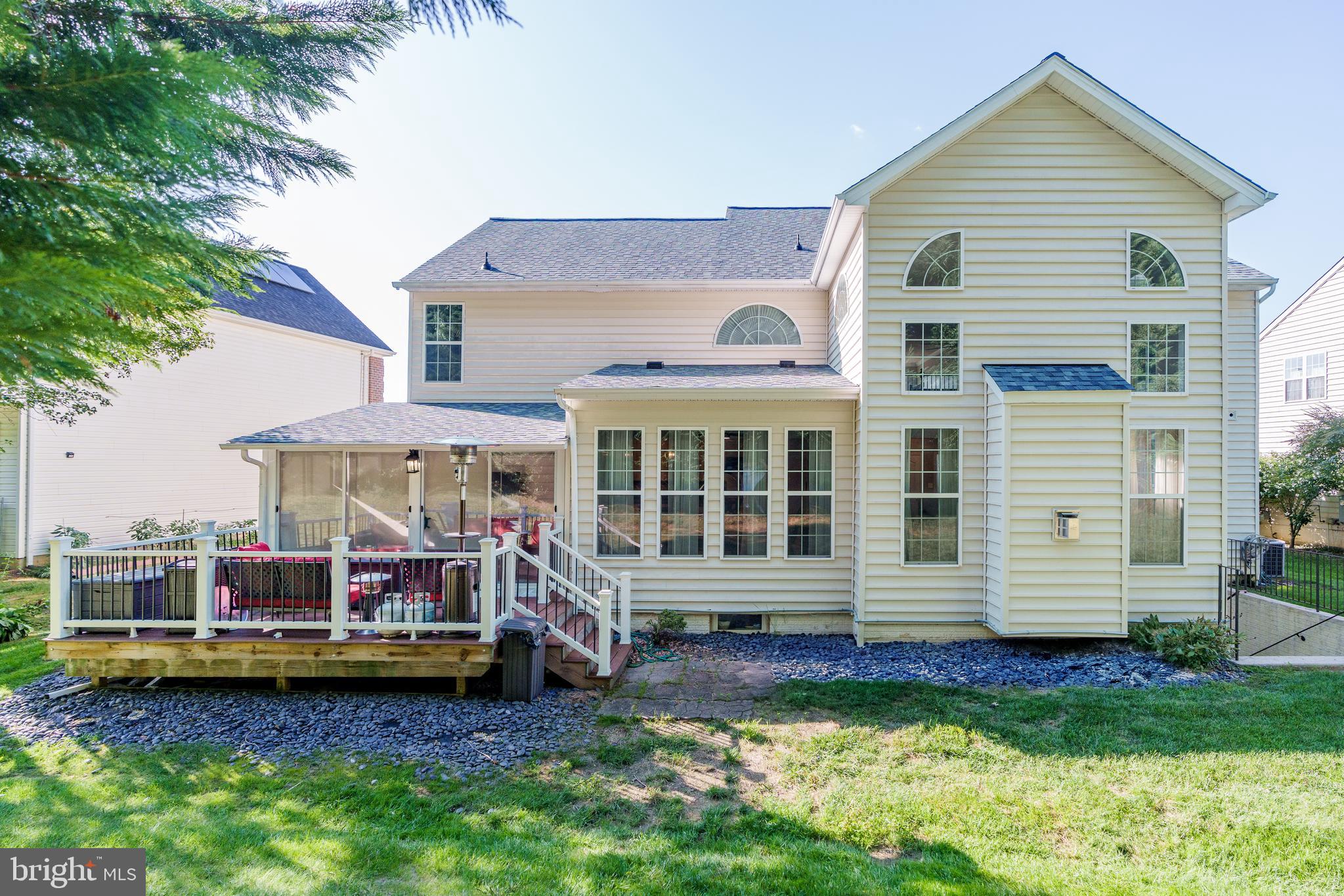 PATRIOTS GLEN - Residential