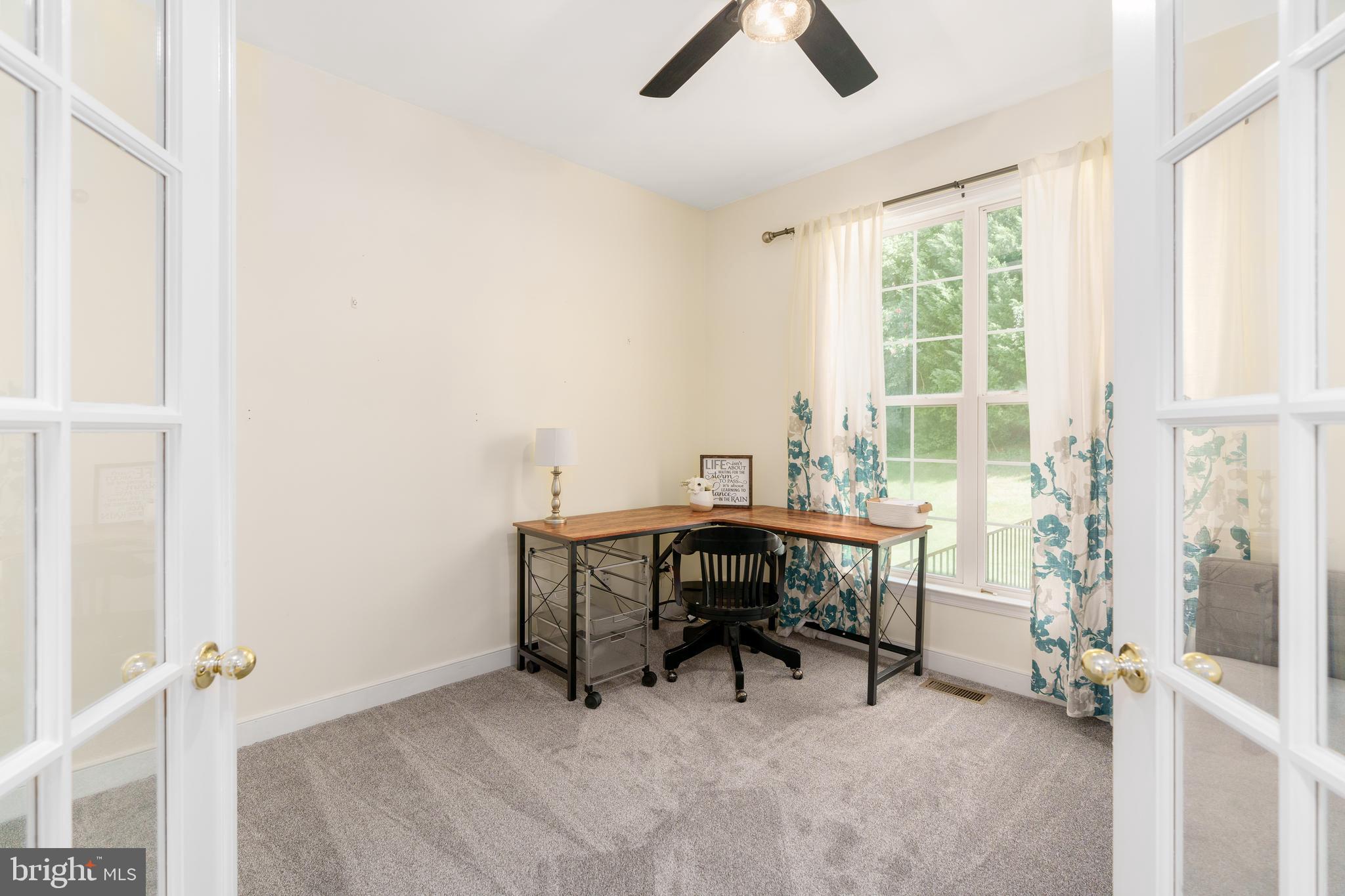 PATRIOTS GLEN - Residential