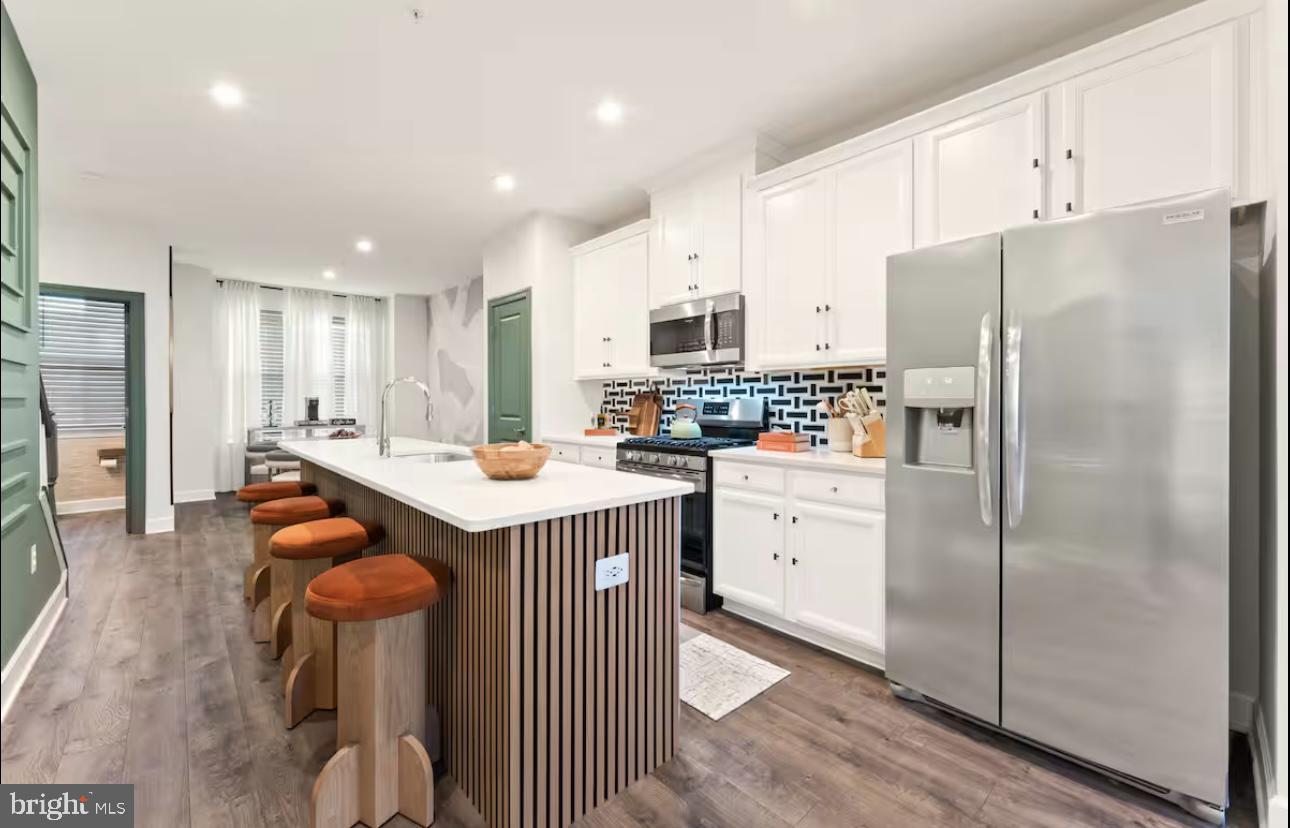 CAPITAL COURT - Residential Lease