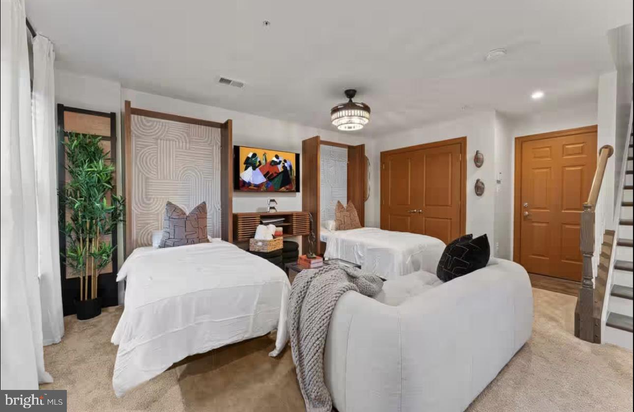 CAPITAL COURT - Residential Lease