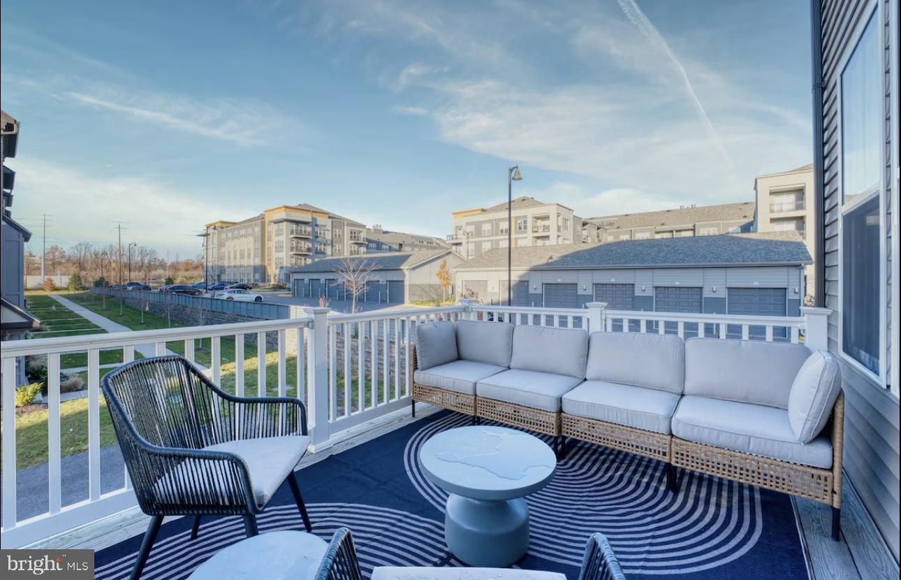 CAPITAL COURT - Residential Lease