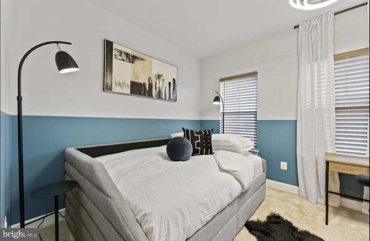 CAPITAL COURT - Residential Lease