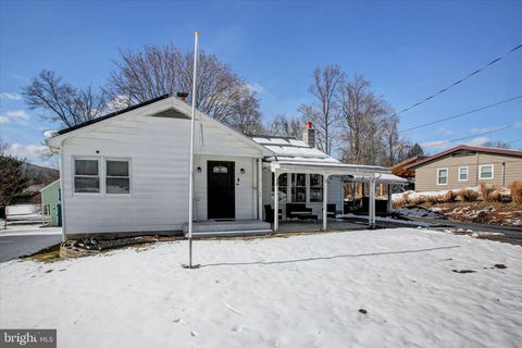 Homes For Sale - 90 Ferguson Valley Road<br/> Mifflin County, MOUNT UNION, PA 17066