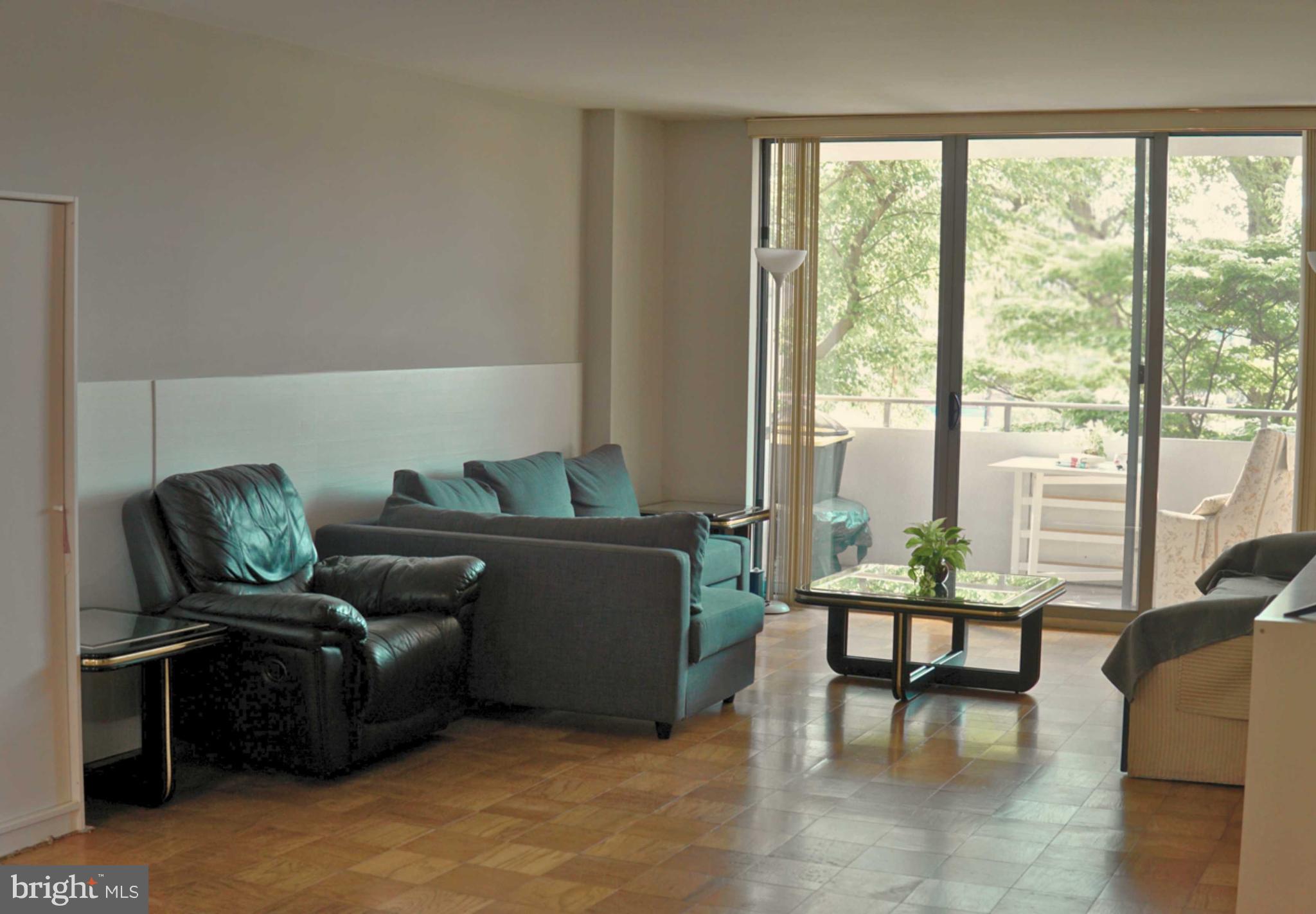 THE KENWOOD - Residential