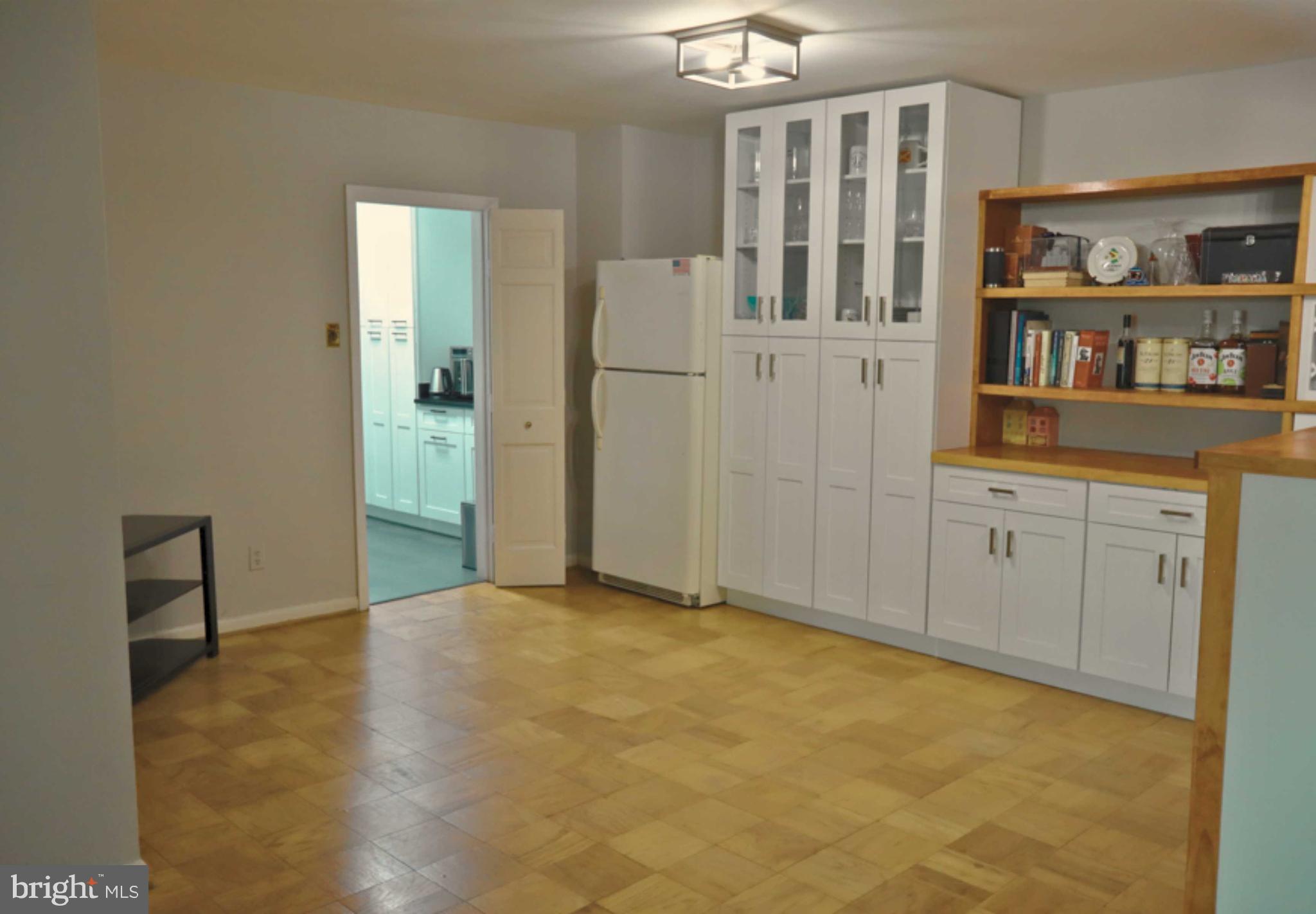 THE KENWOOD - Residential