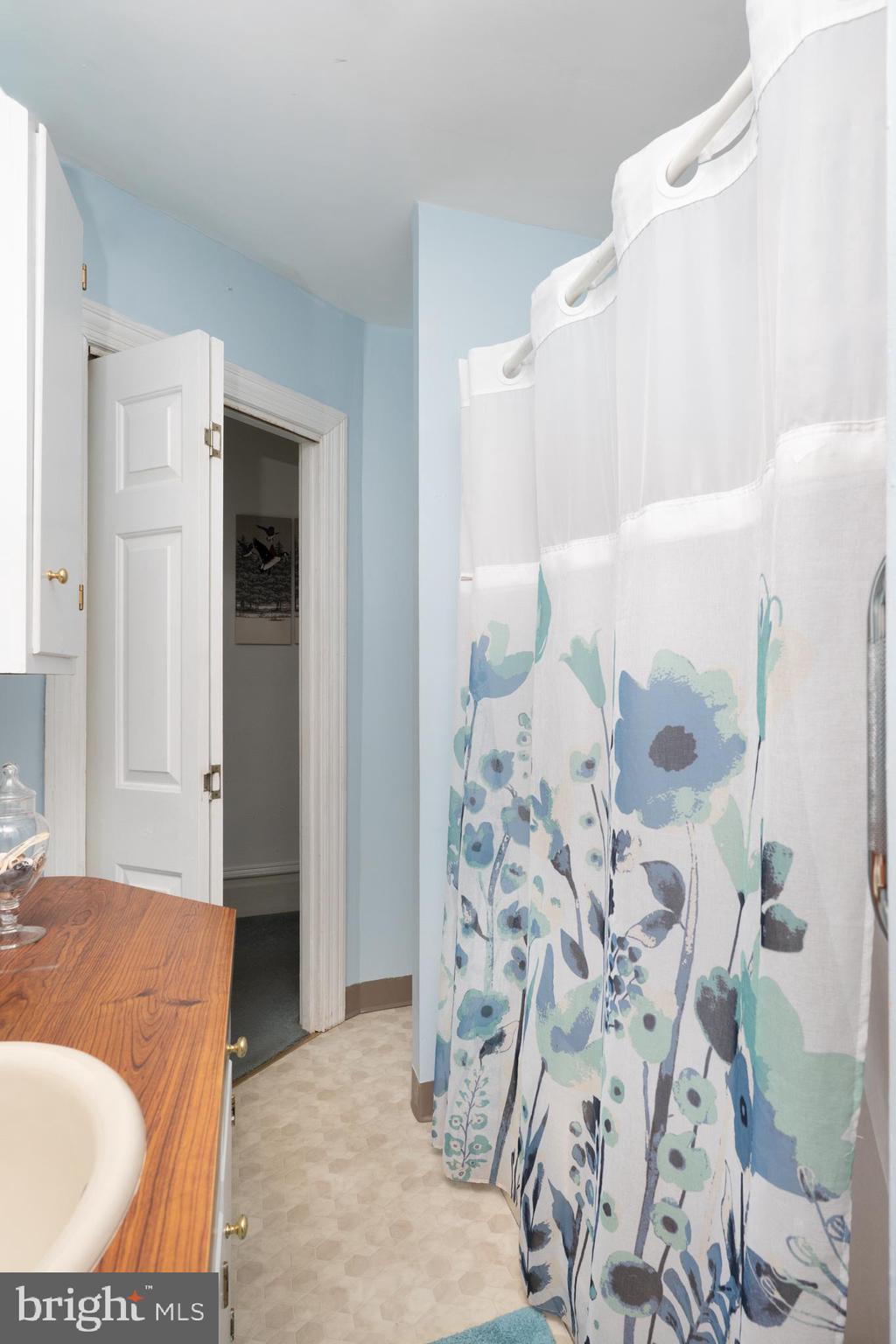 ROWLAND PARK - Residential