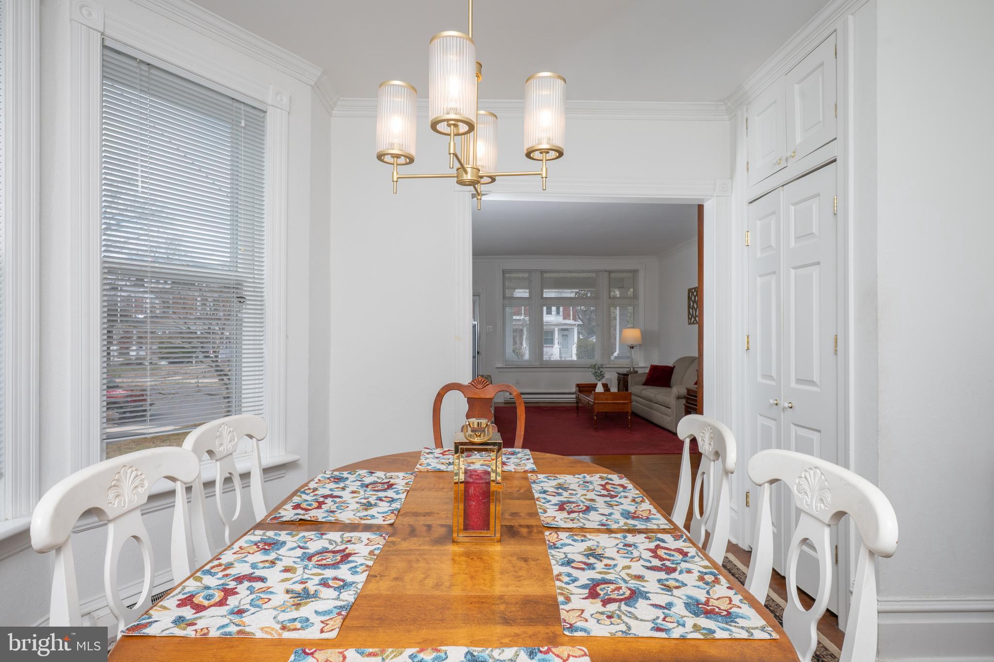 ROWLAND PARK - Residential