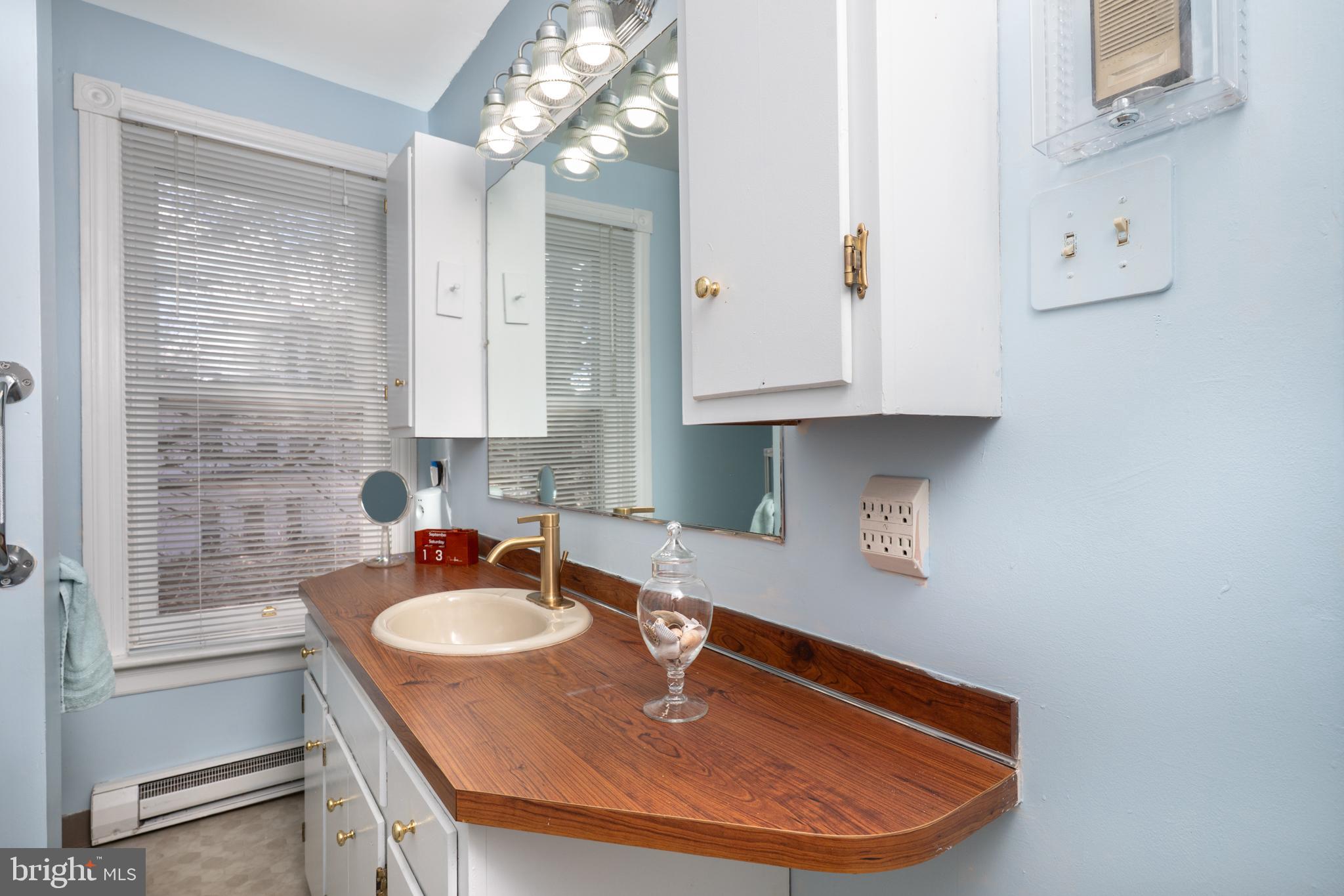 ROWLAND PARK - Residential