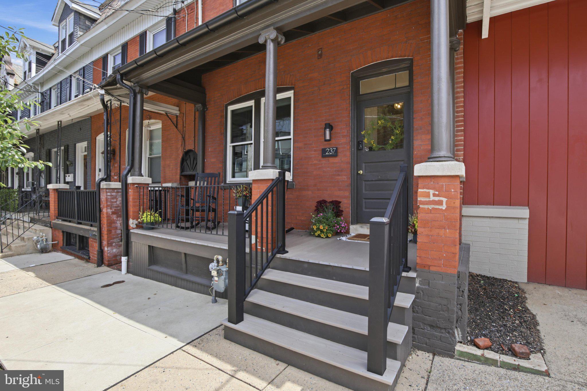 237 N LIME STREET
