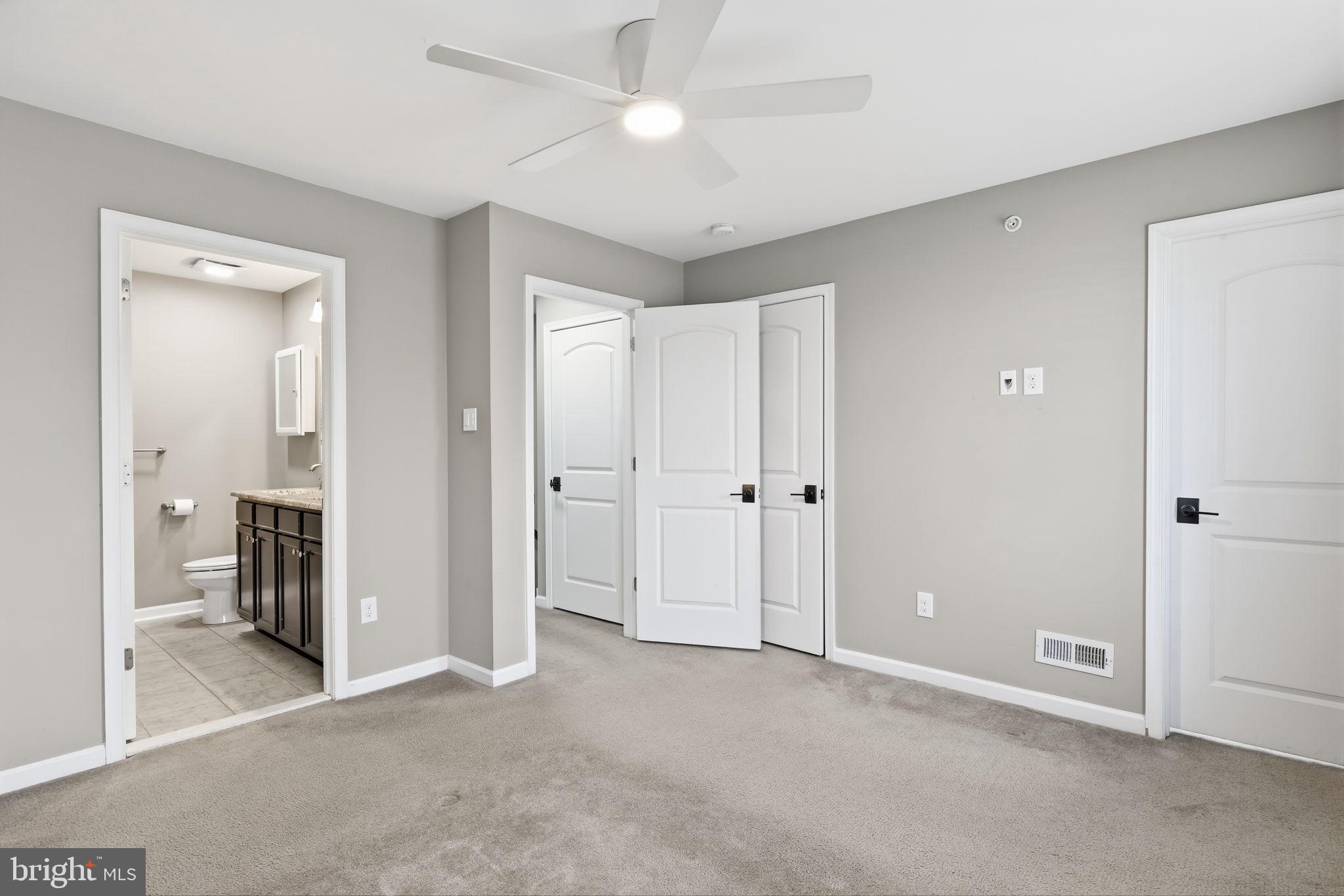 CARRIAGE HILL - Residential Lease