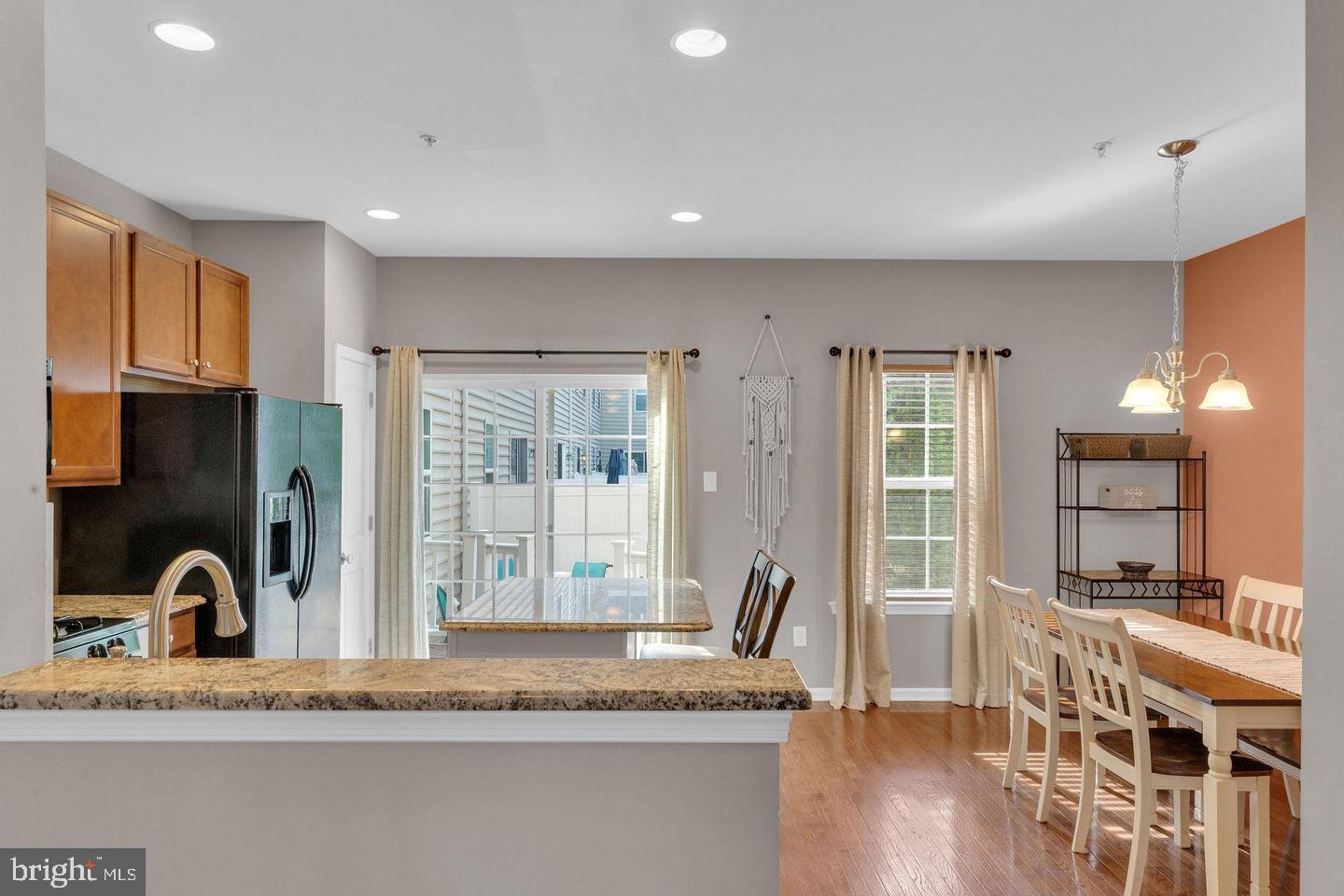 CARRIAGE HILL - Residential Lease