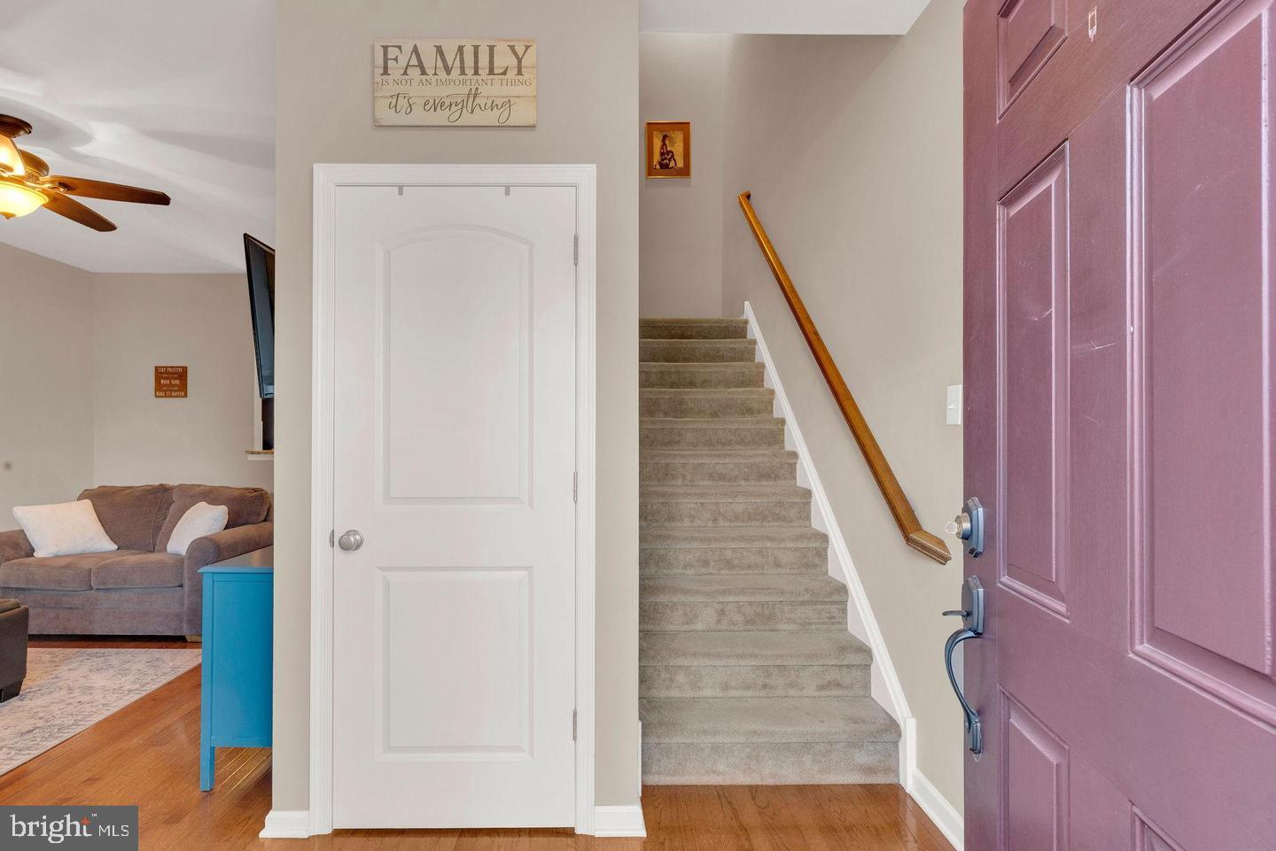 CARRIAGE HILL - Residential Lease