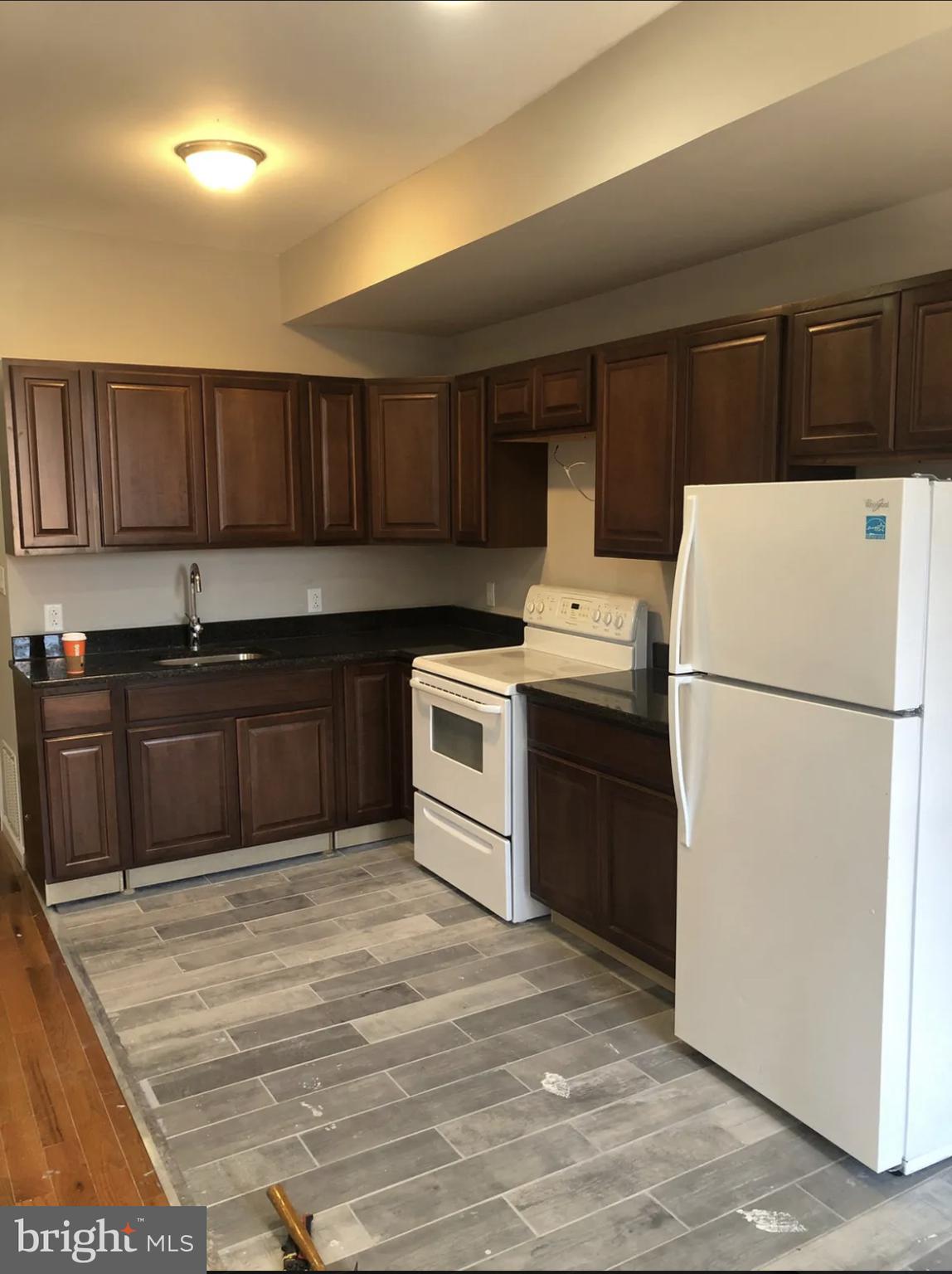 FAIRMOUNT - Residential Lease